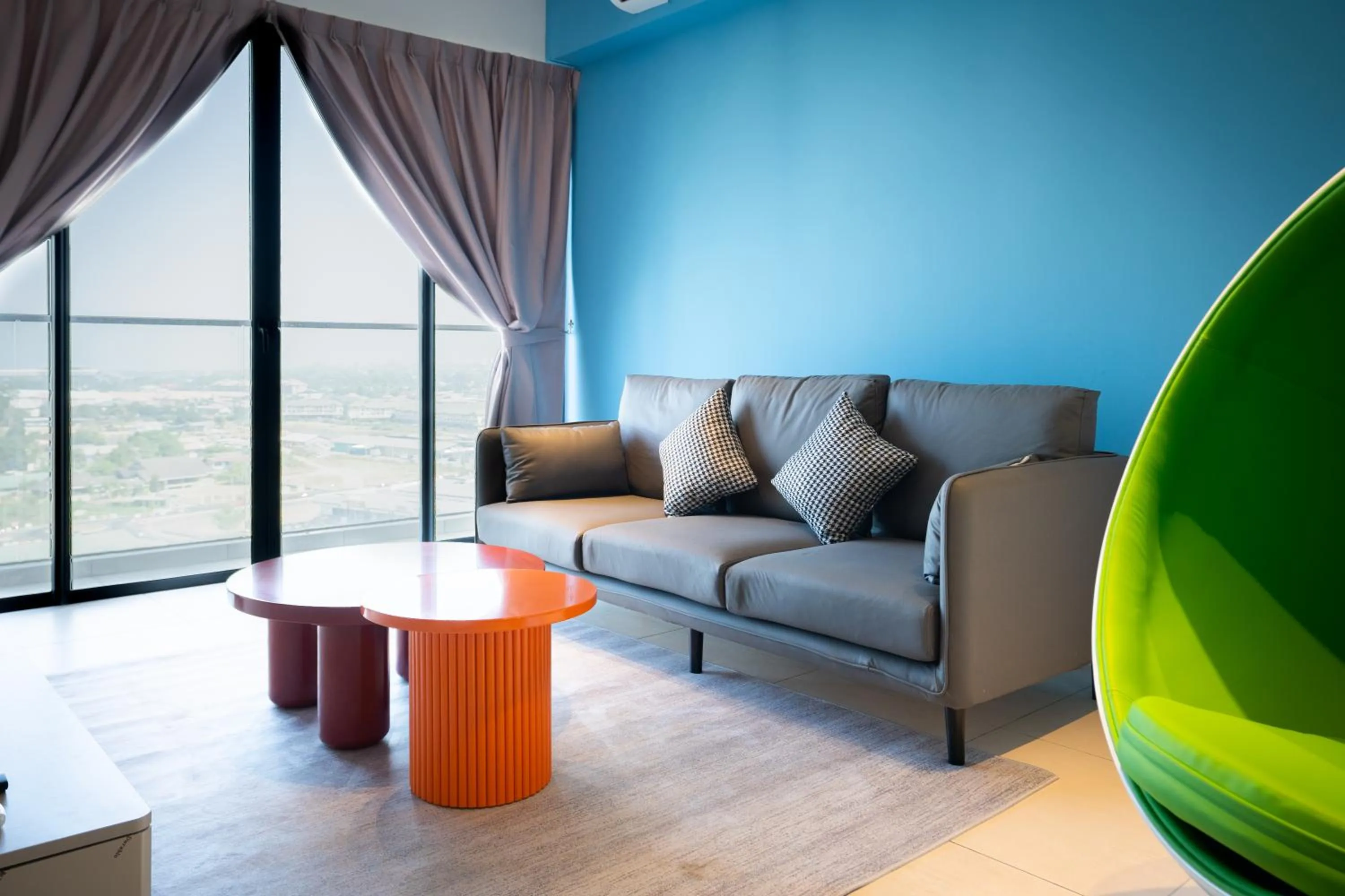 Living room in K Avenue by CAIRO