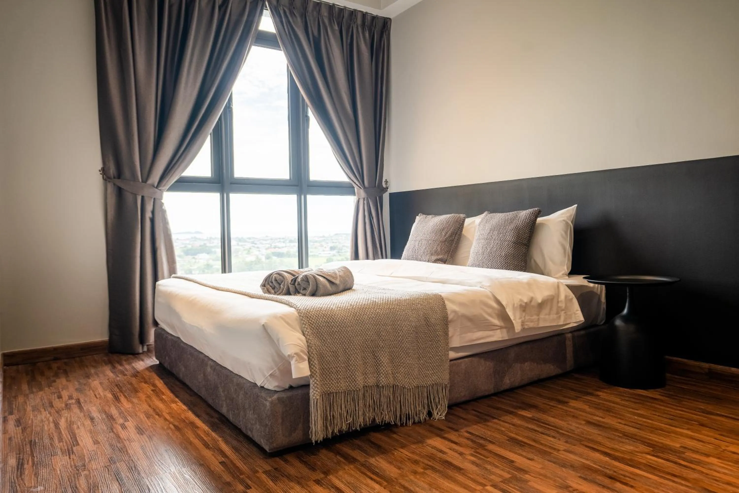 Bed in K Avenue by CAIRO