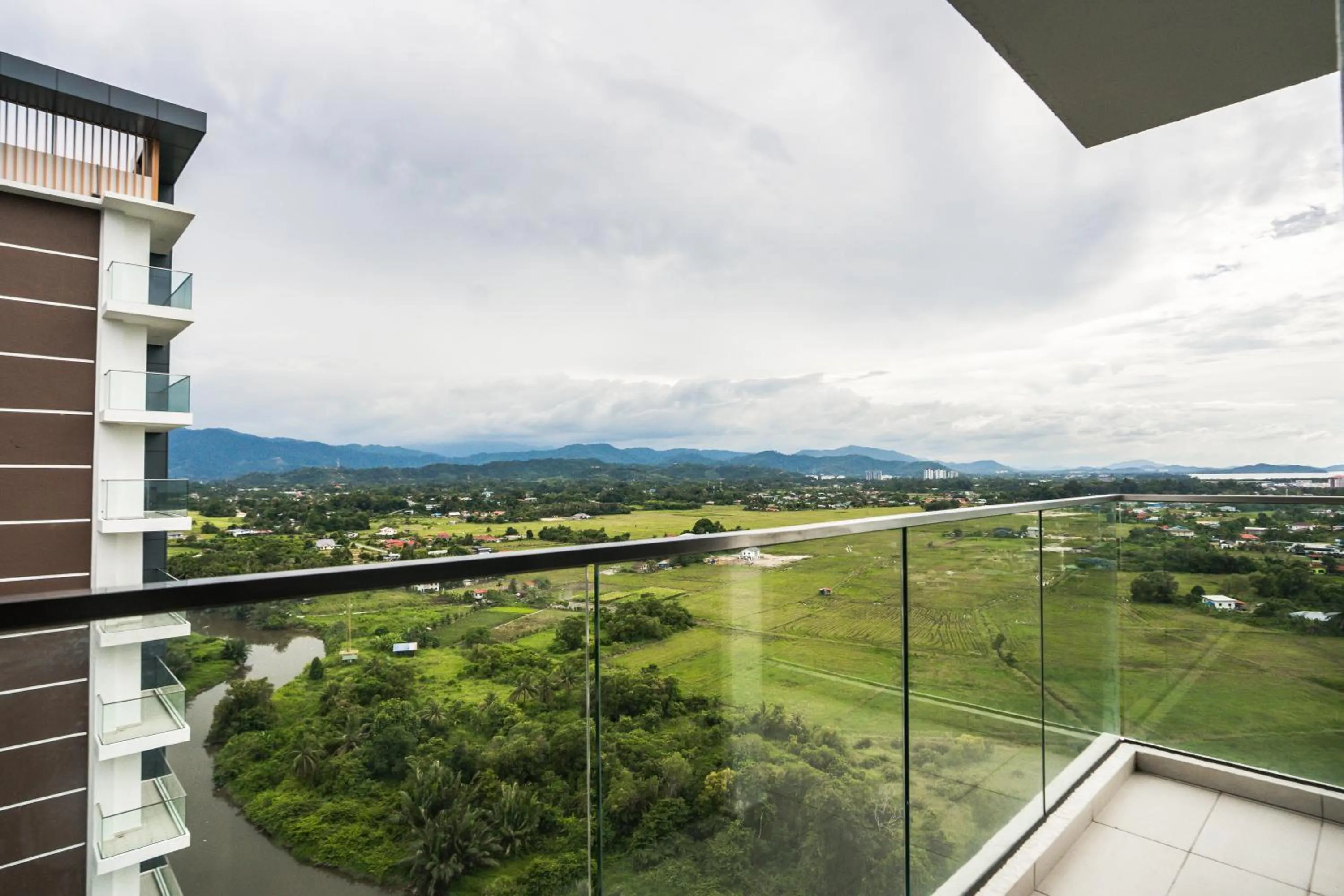 Balcony/Terrace in K Avenue by CAIRO
