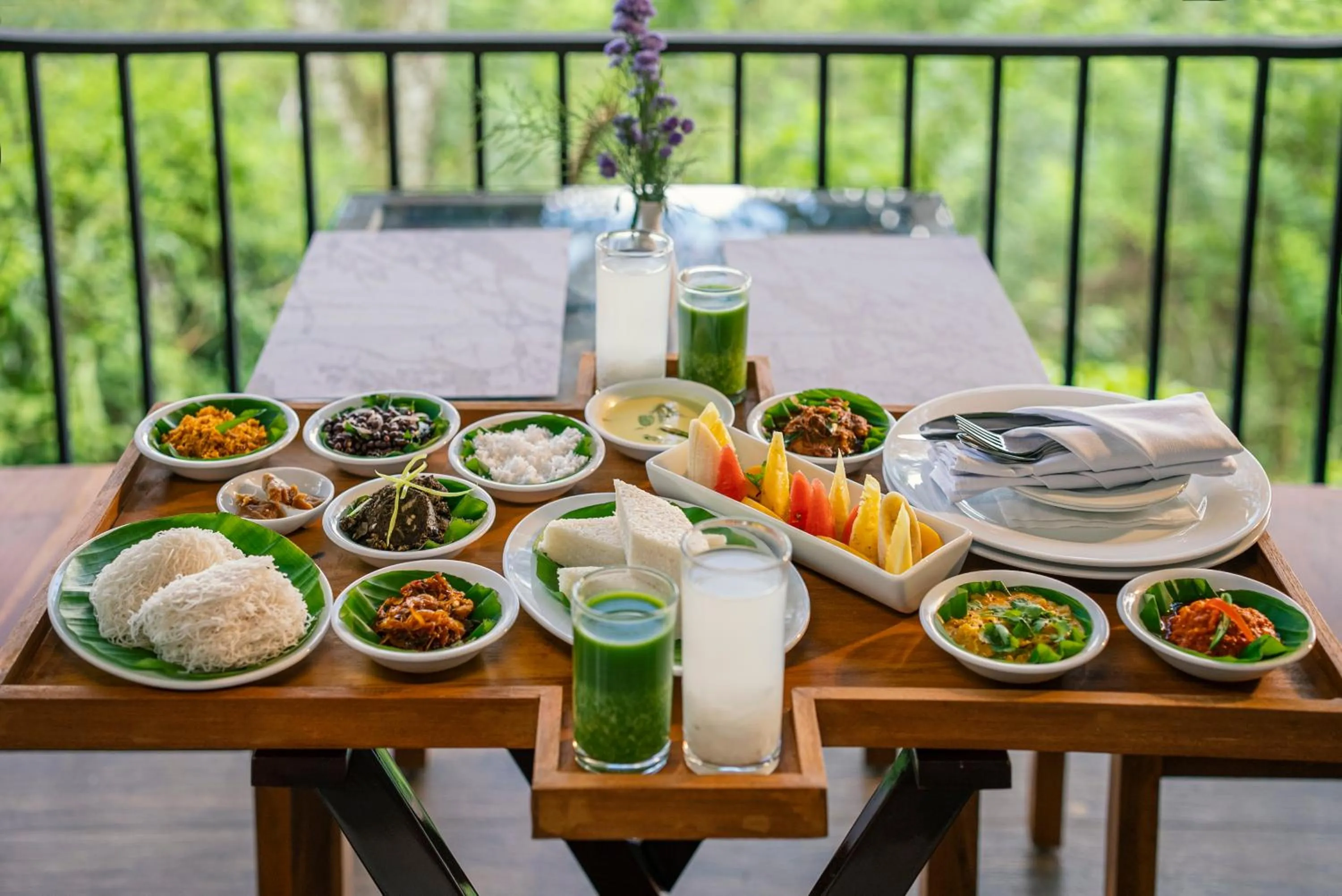 Food and drinks in Celestial Hills - Villas & Suites by The Clarks