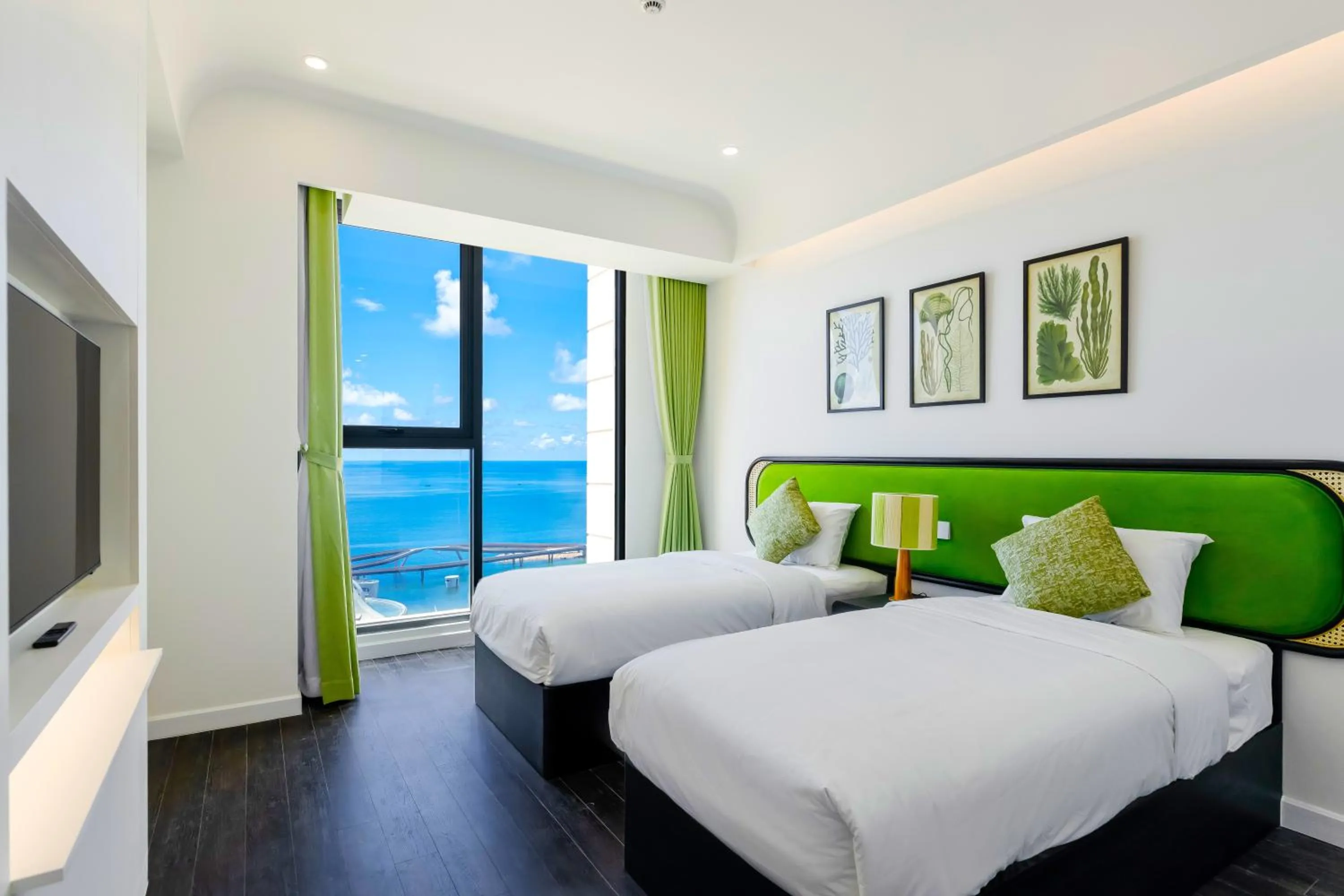 Bedroom in Rosie Hillside Seaview Phu Quoc Apartment
