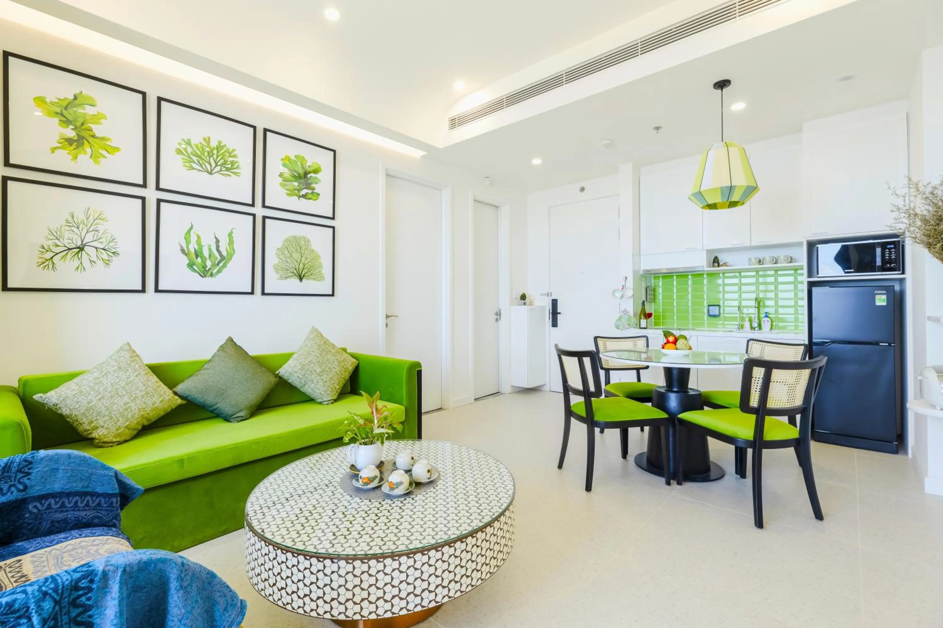 Kitchen or kitchenette in Rosie Hillside Seaview Phu Quoc Apartment