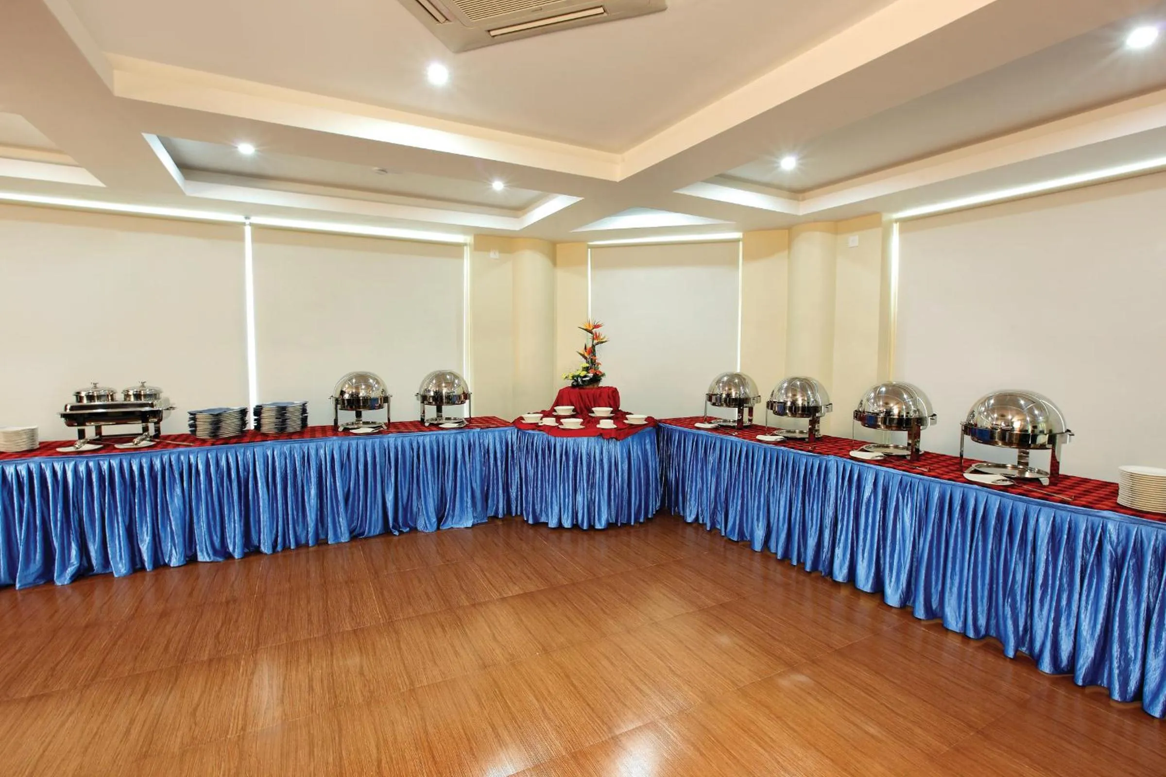 HOTEL SRIVATSA REGENCY