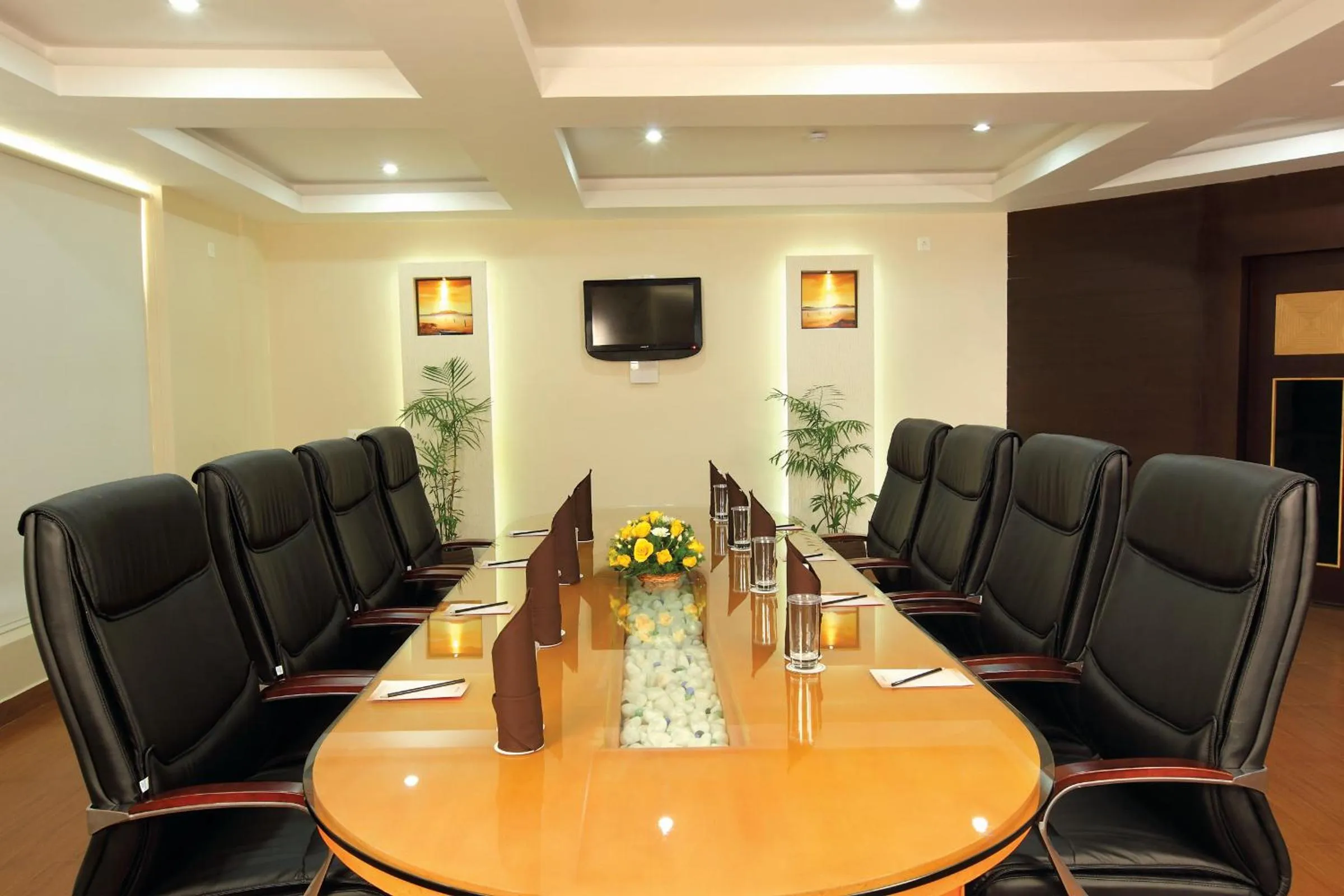 HOTEL SRIVATSA REGENCY