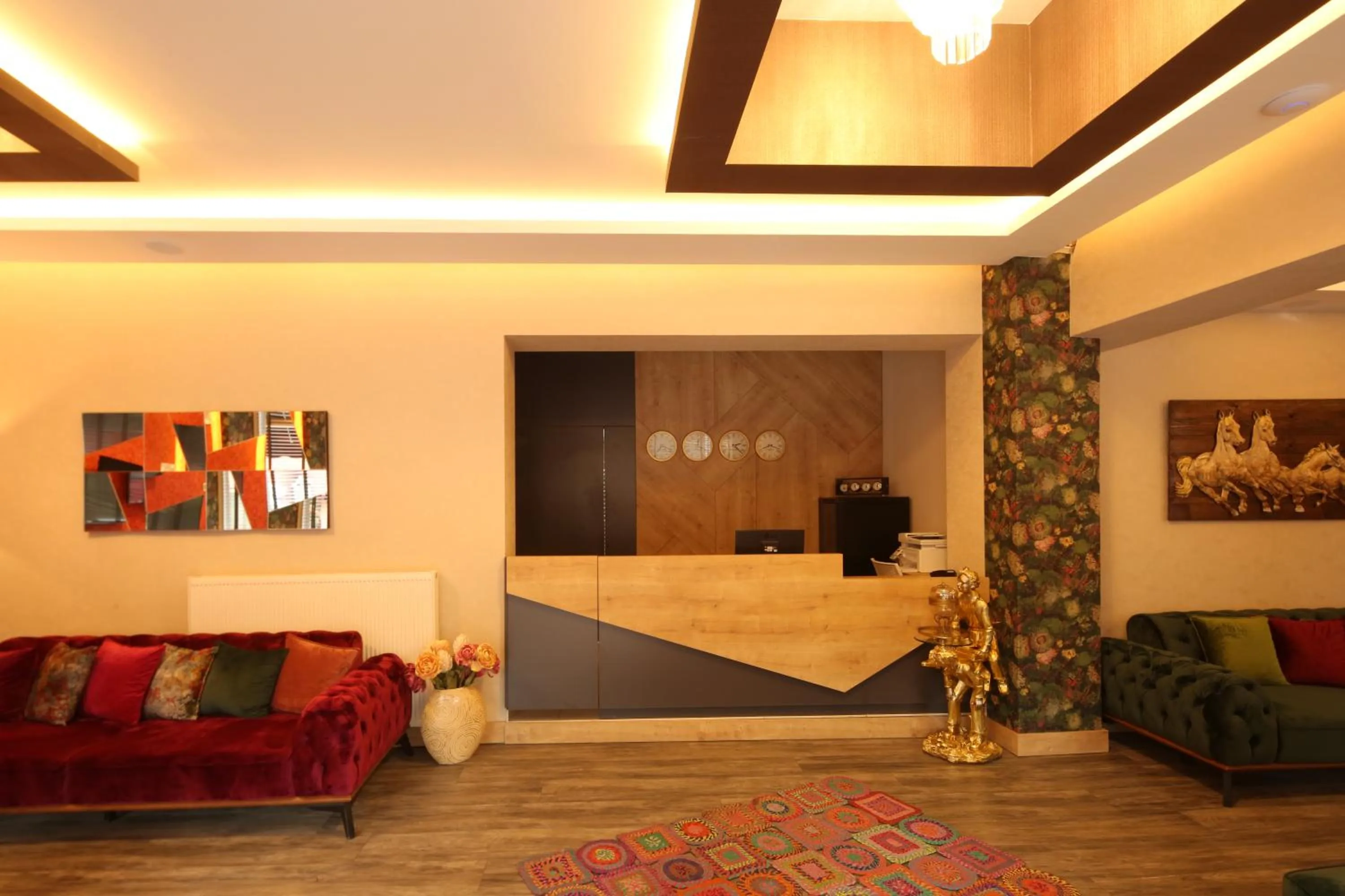 Lobby or reception in Hisarhan Otel