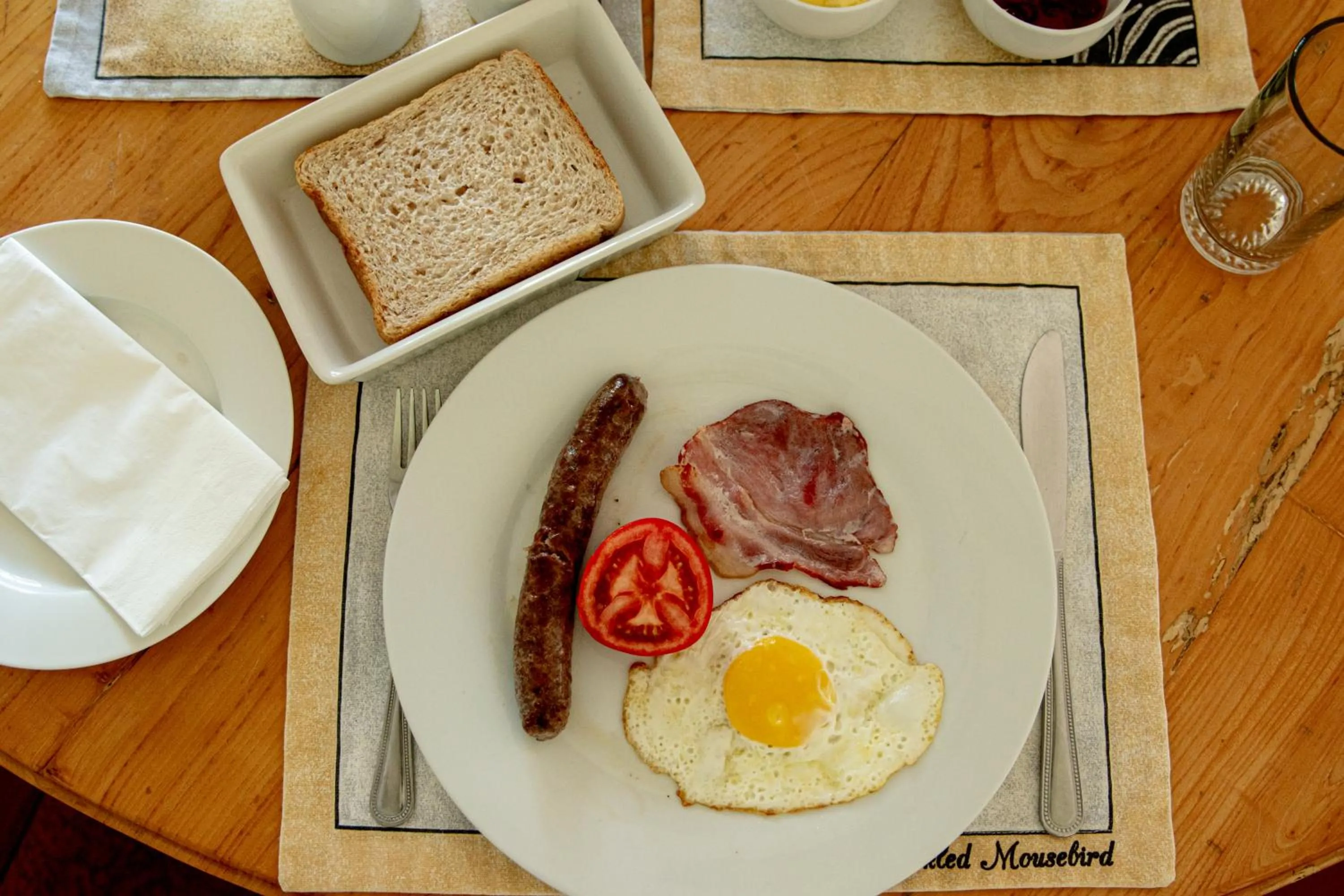 Breakfast in 4 Rothman Street B&B