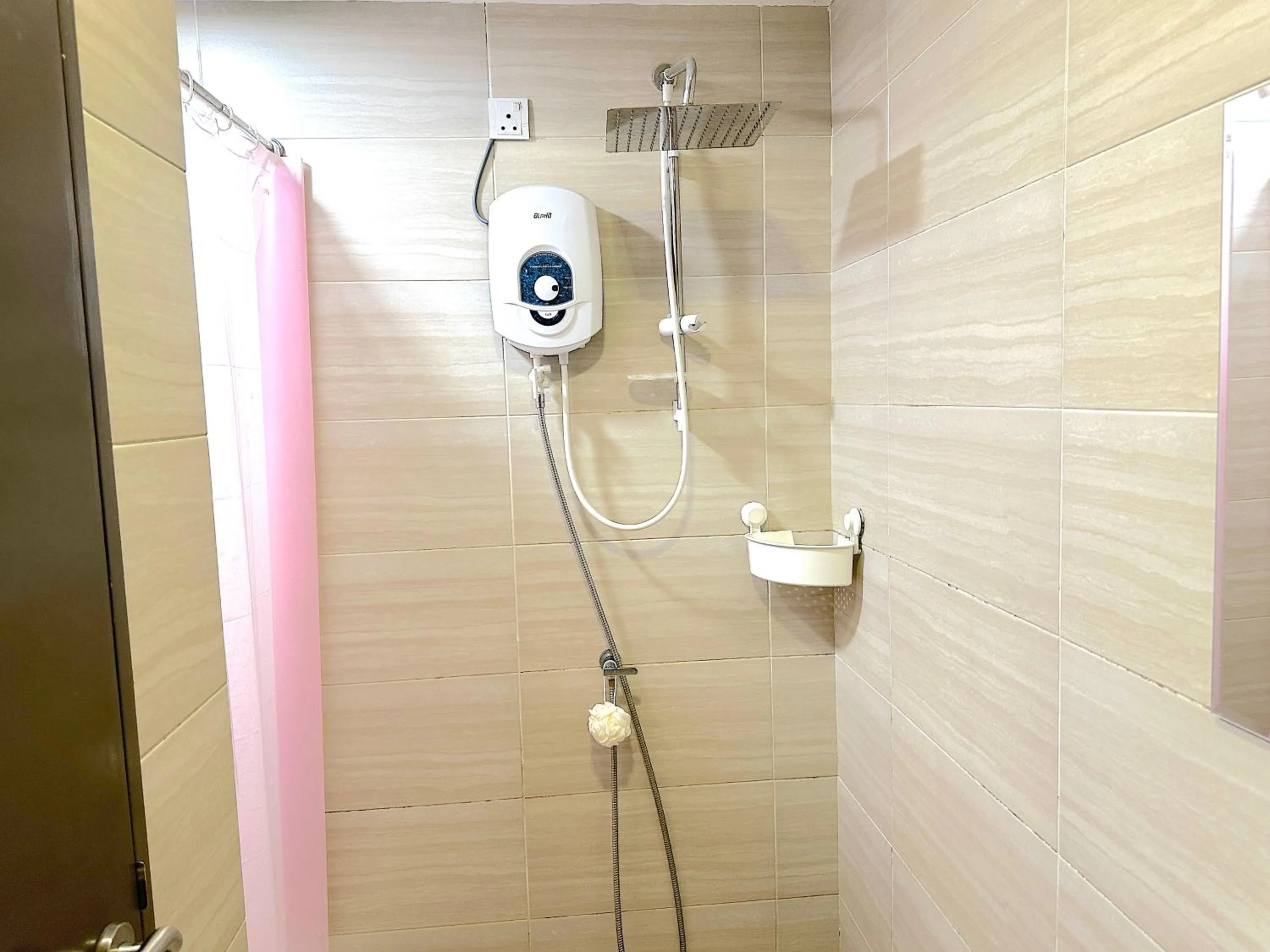 Shower in 3 Towers Jalan Ampang By Serenity Vacation Homes