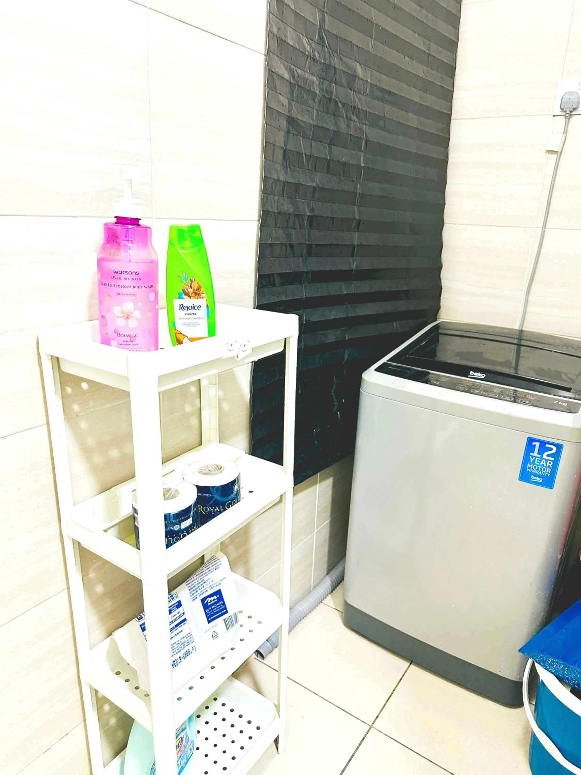 washing machine in 3 Towers Jalan Ampang By Serenity Vacation Homes