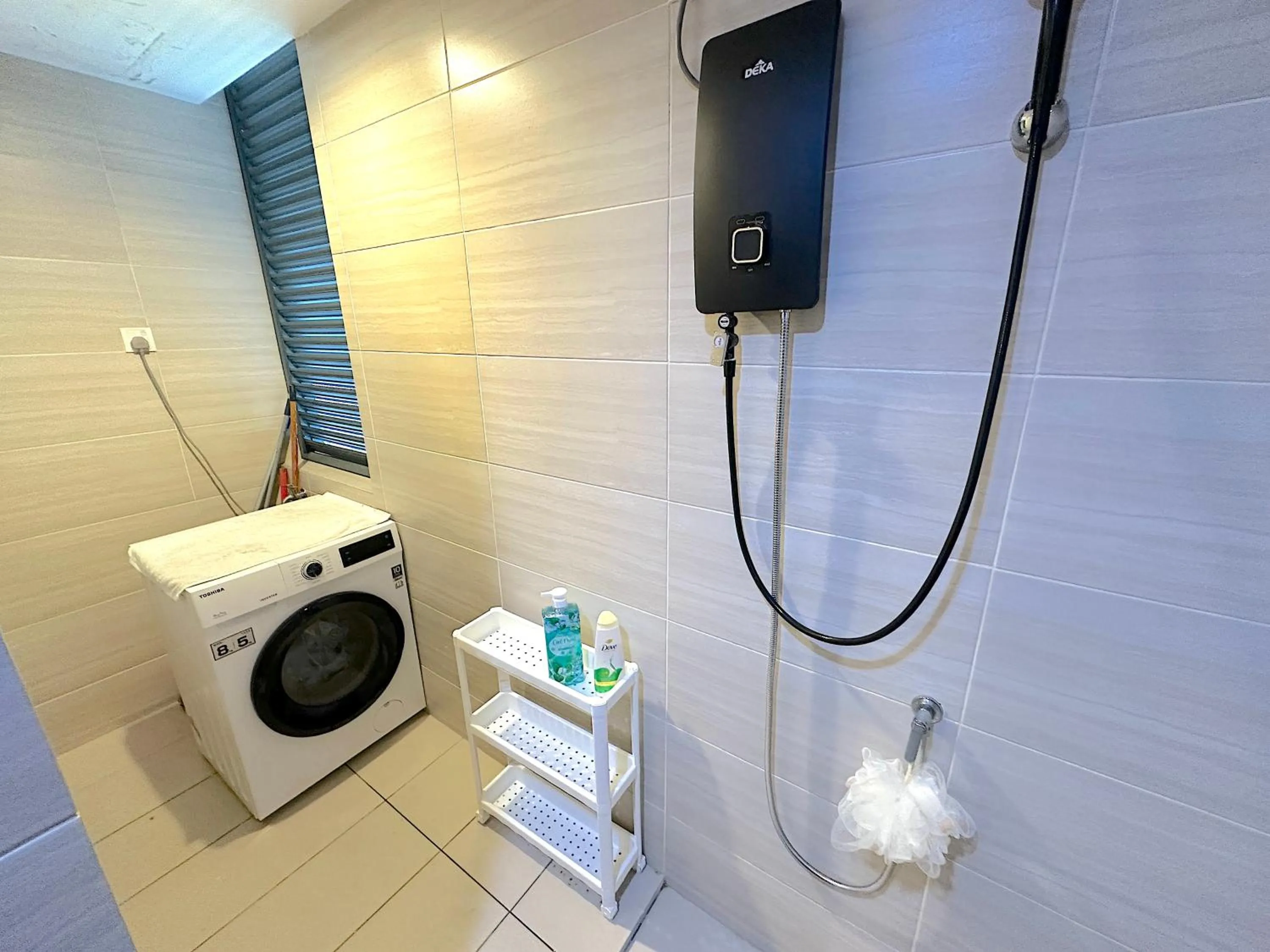 washing machine in 3 Towers Jalan Ampang By Serenity Vacation Homes