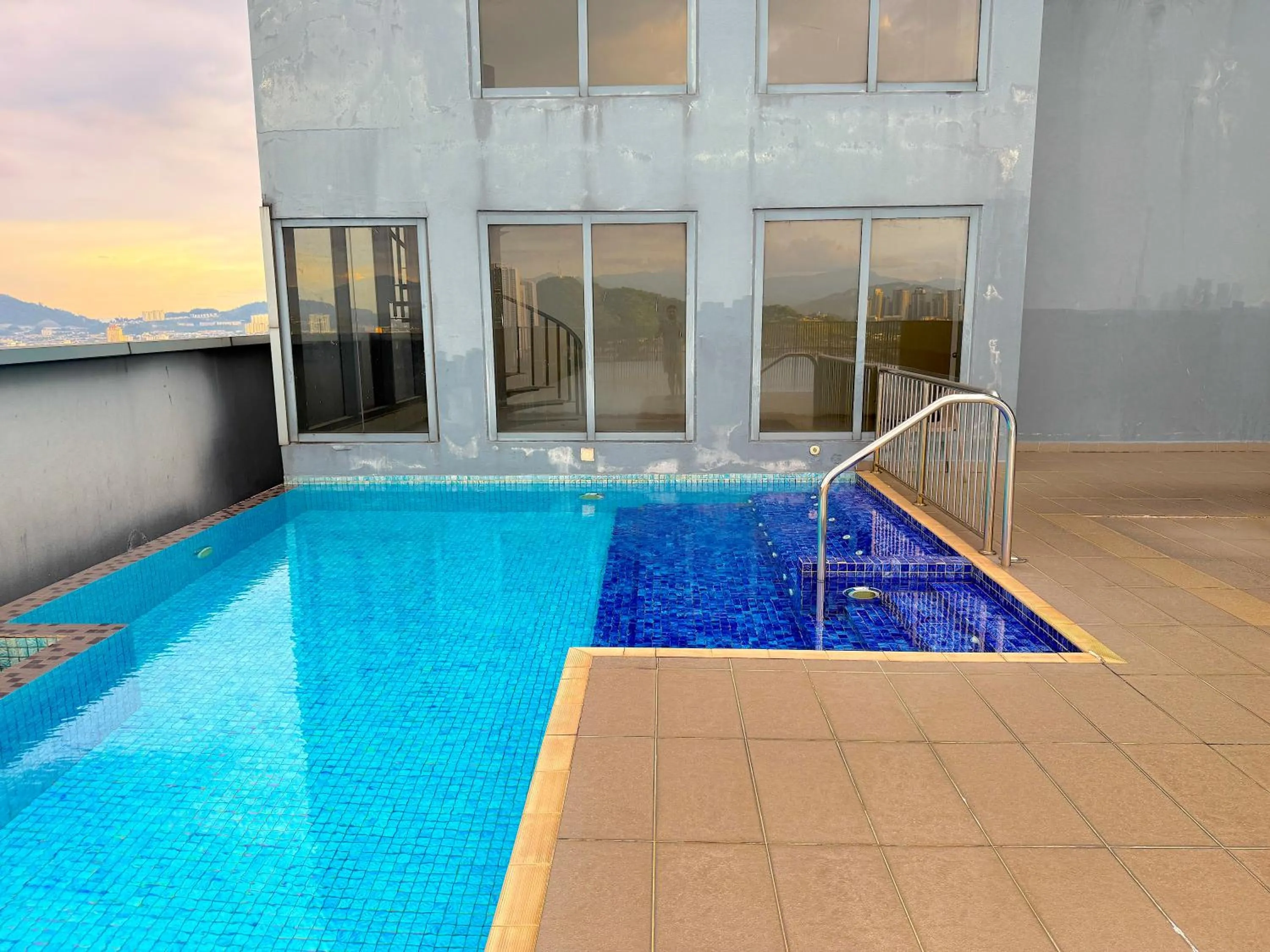 Pool view in 3 Towers Jalan Ampang By Serenity Vacation Homes