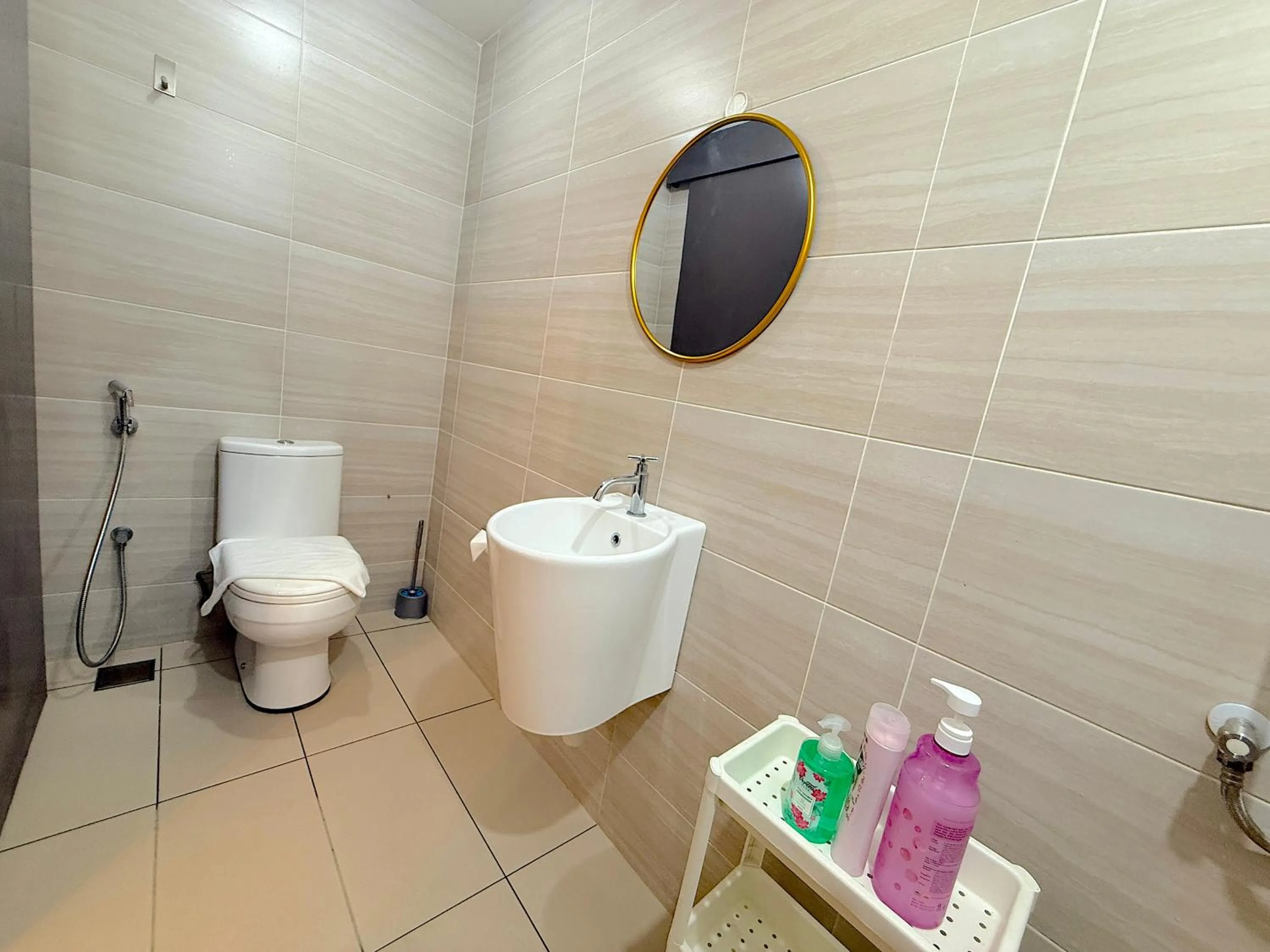 Shower in 3 Towers Jalan Ampang By Serenity Vacation Homes