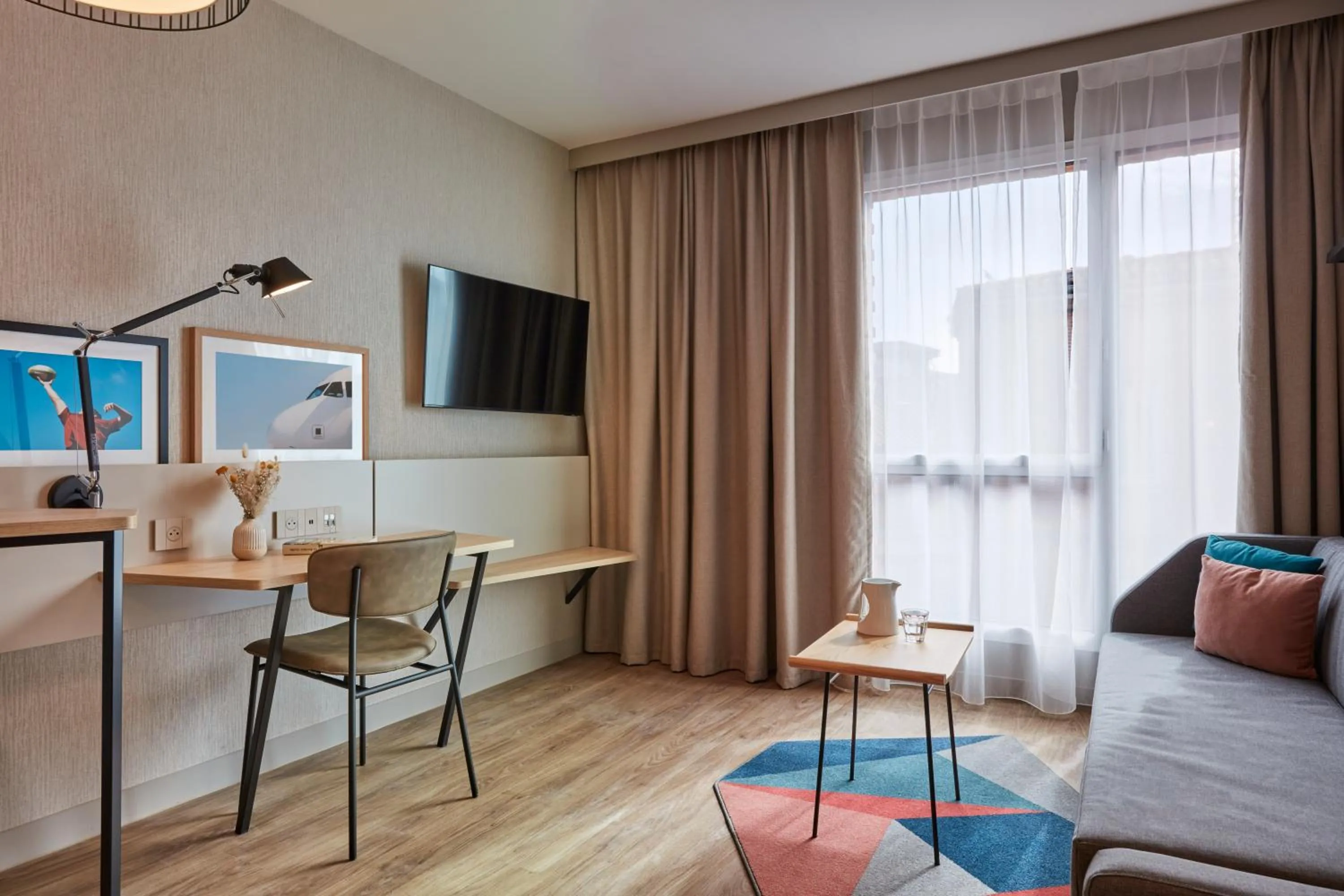 TV and multimedia in Aparthotel Adagio Heidelberg