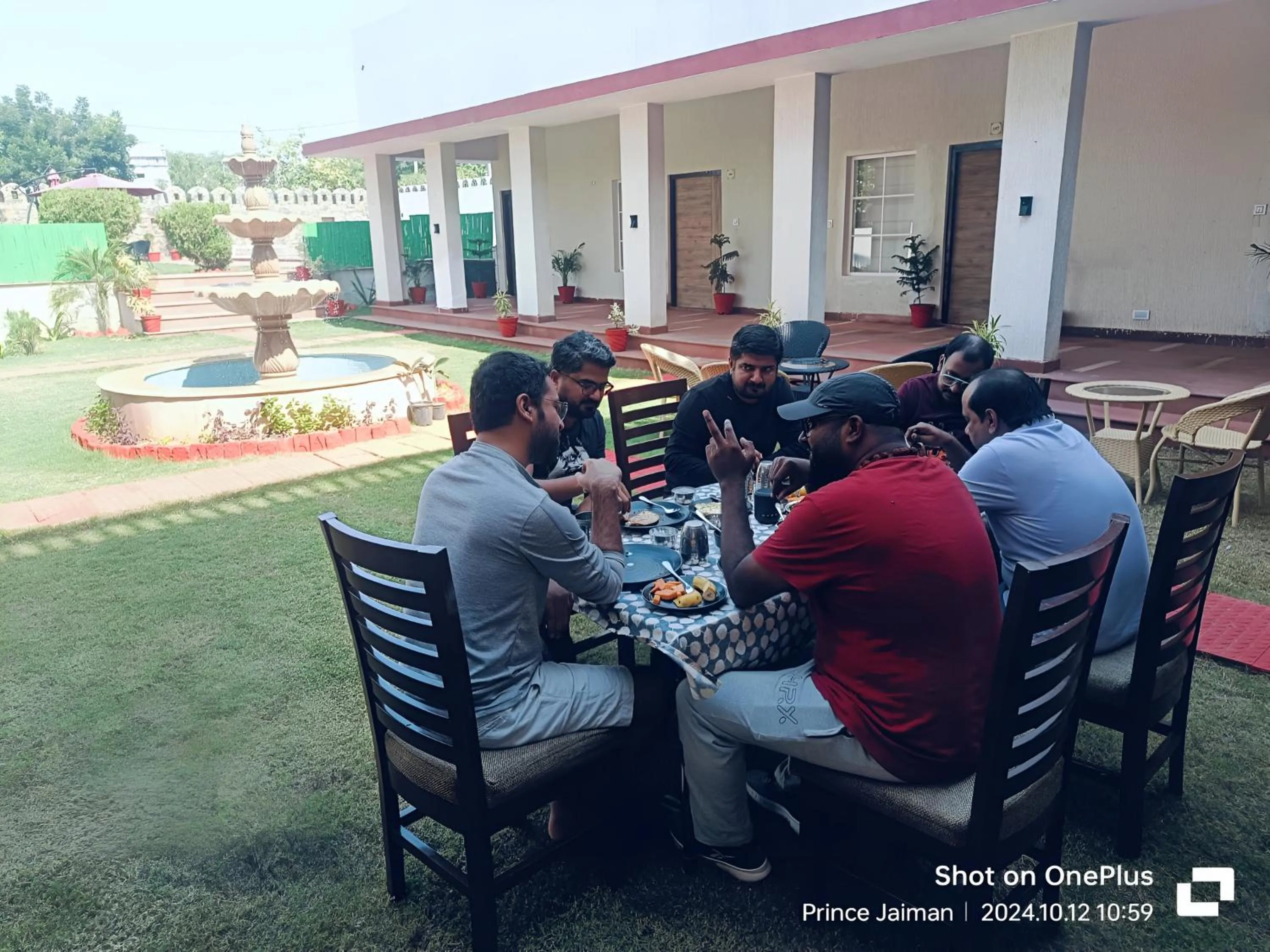 Breakfast in The Vanashv