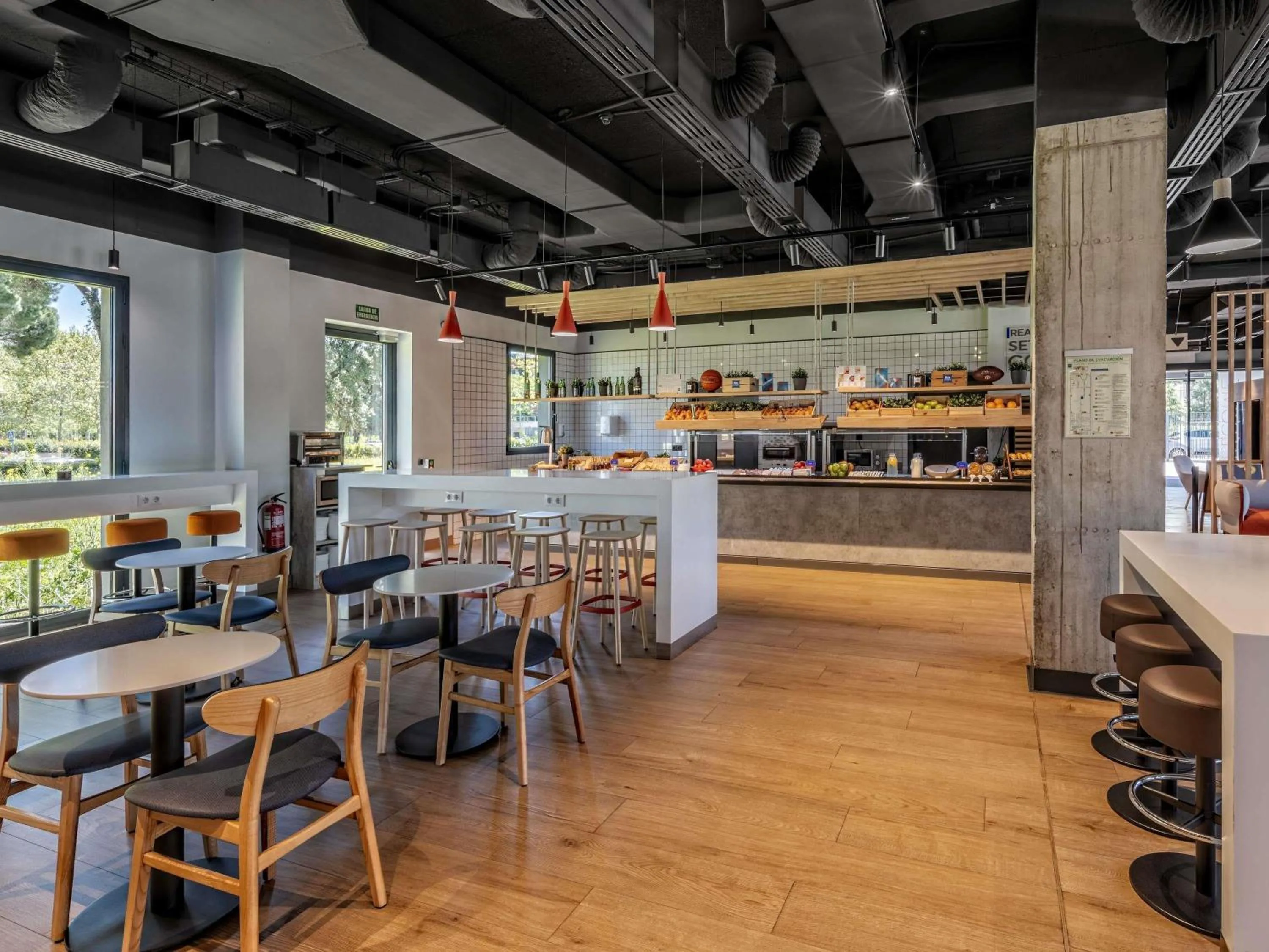 Breakfast in ibis budget Madrid Aeropuerto