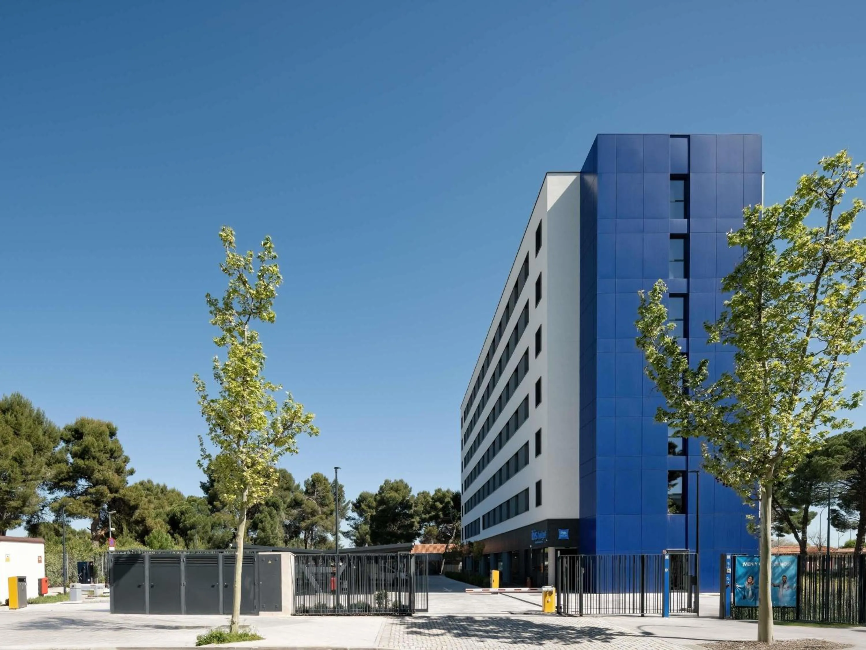 Property building in ibis budget Madrid Aeropuerto