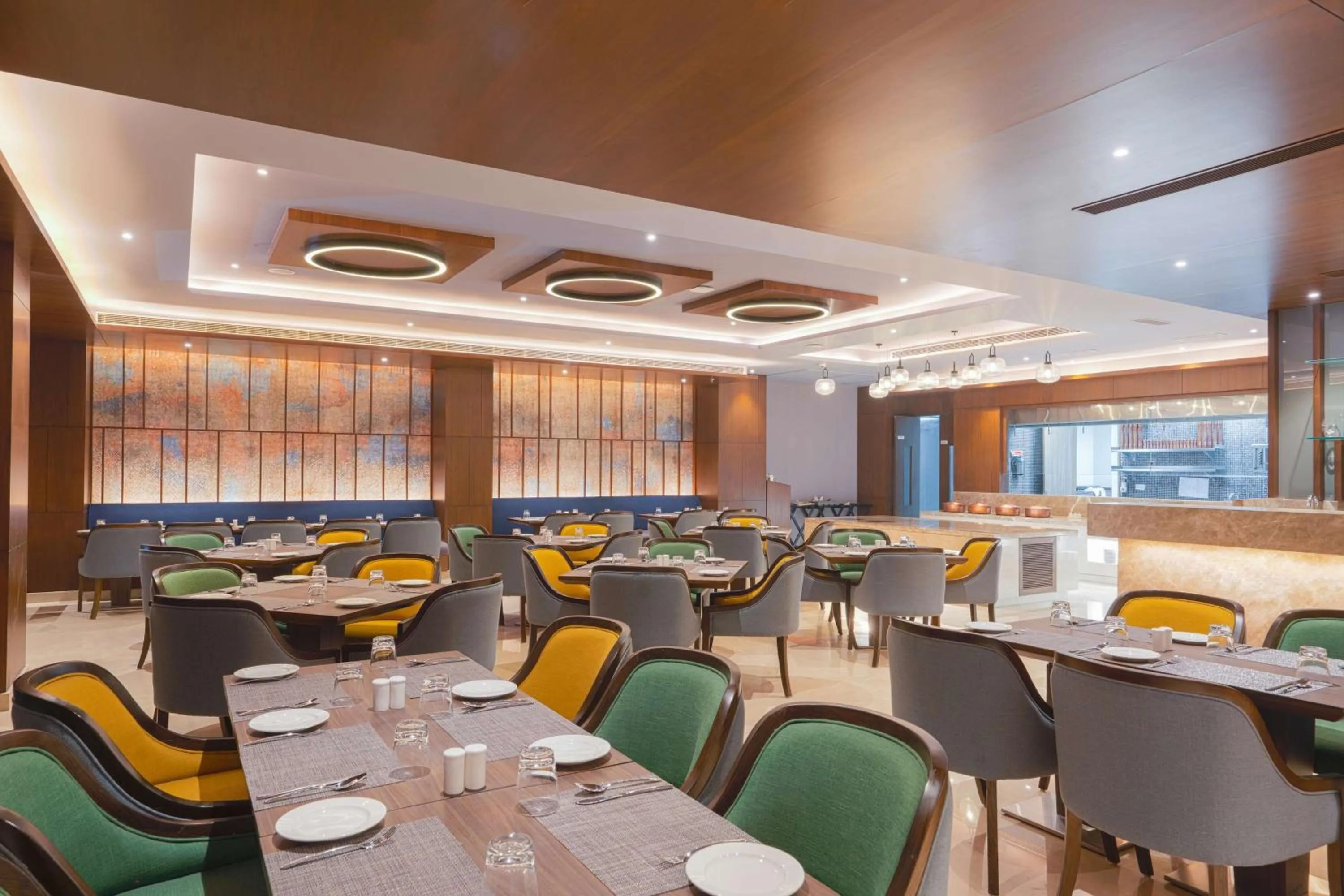 Restaurant/places to eat in Park Inn by Radisson Ayodhya