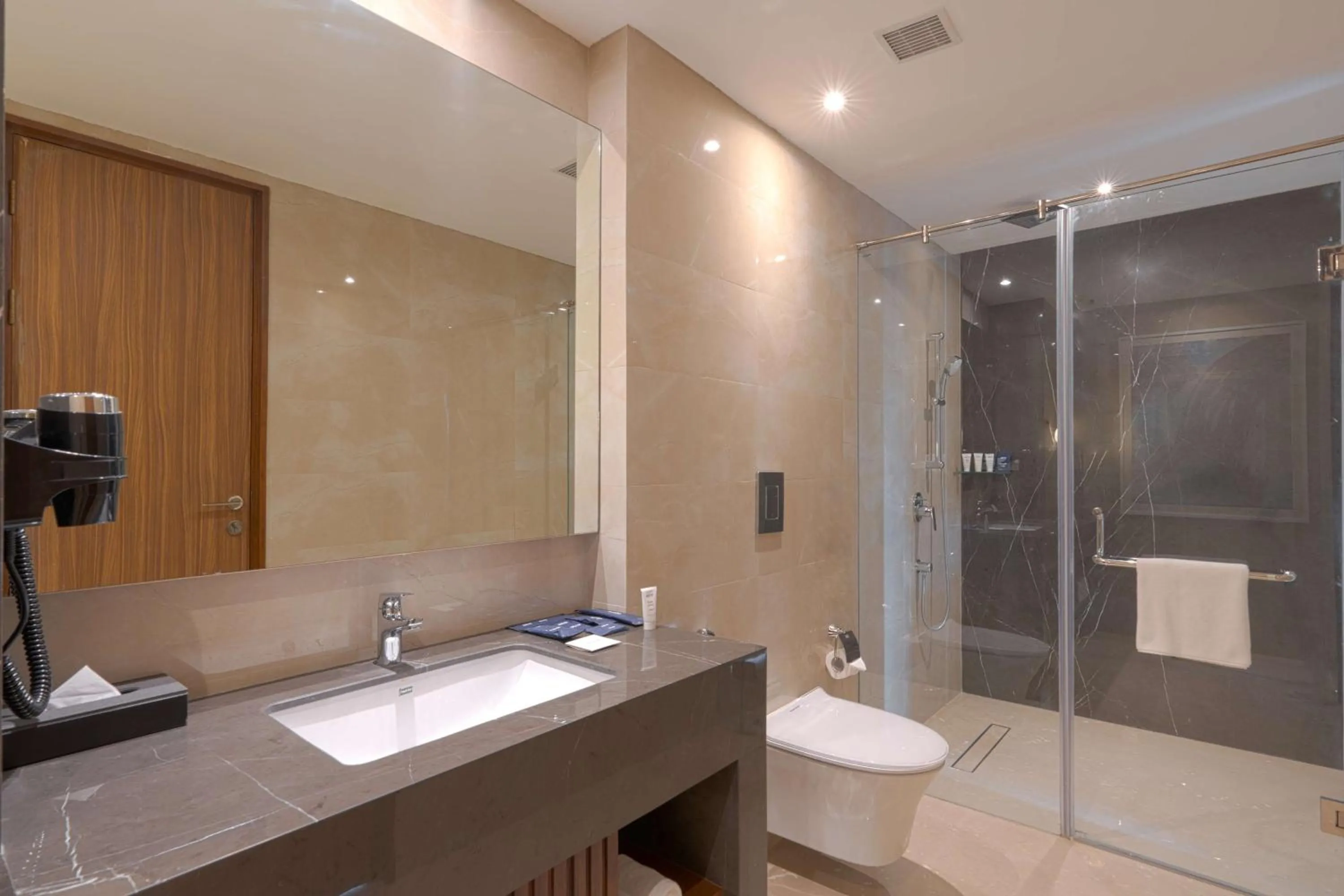 Bathroom in Park Inn by Radisson Ayodhya