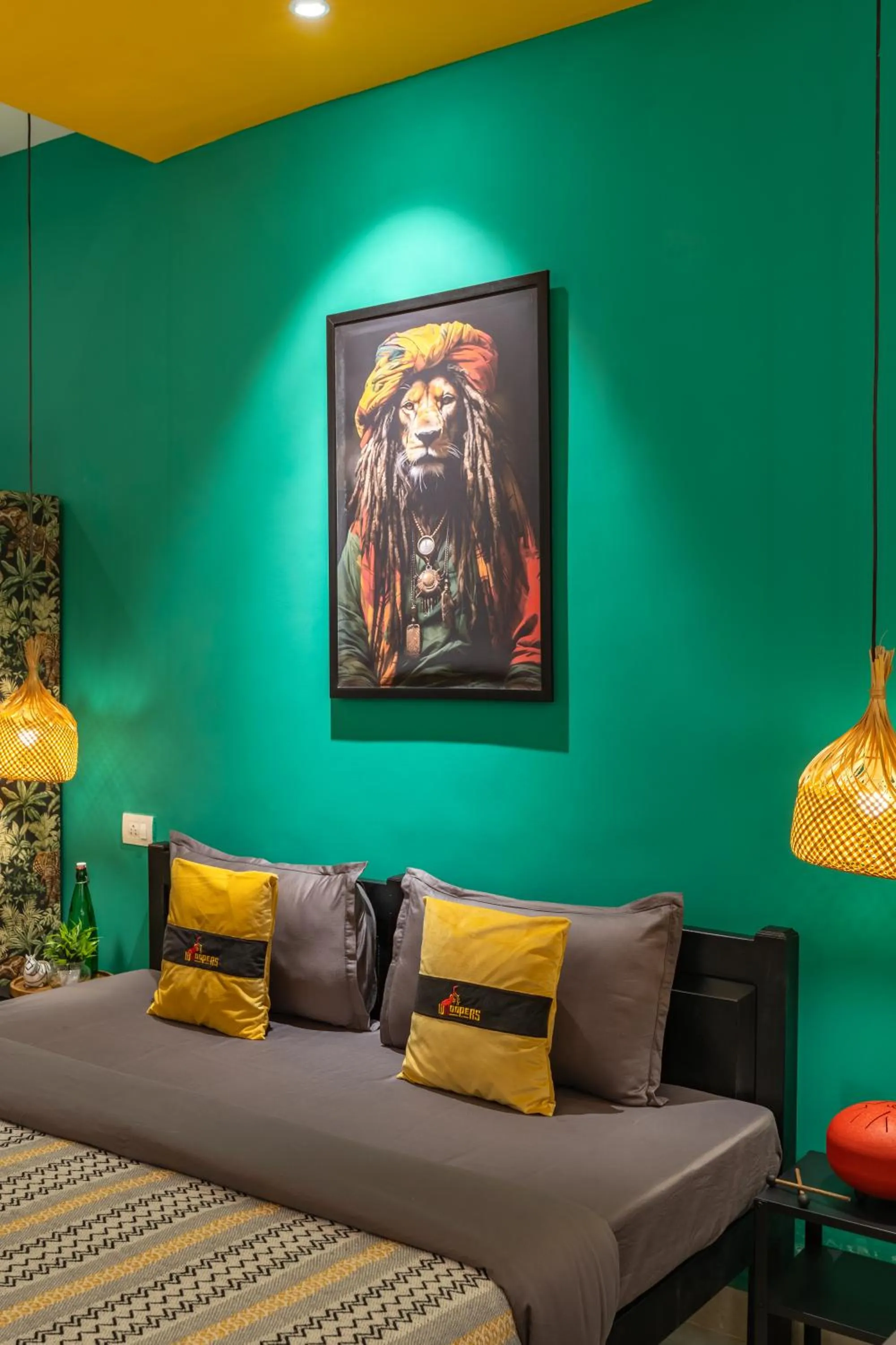 Bed in Whoopers Boutique Hotel Morjim