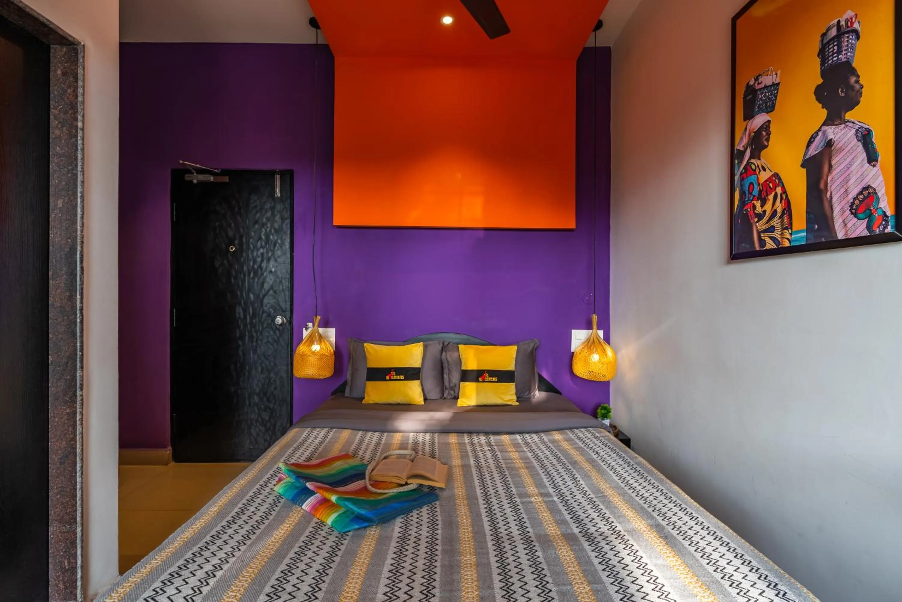 Bed in Whoopers Boutique Hotel Morjim