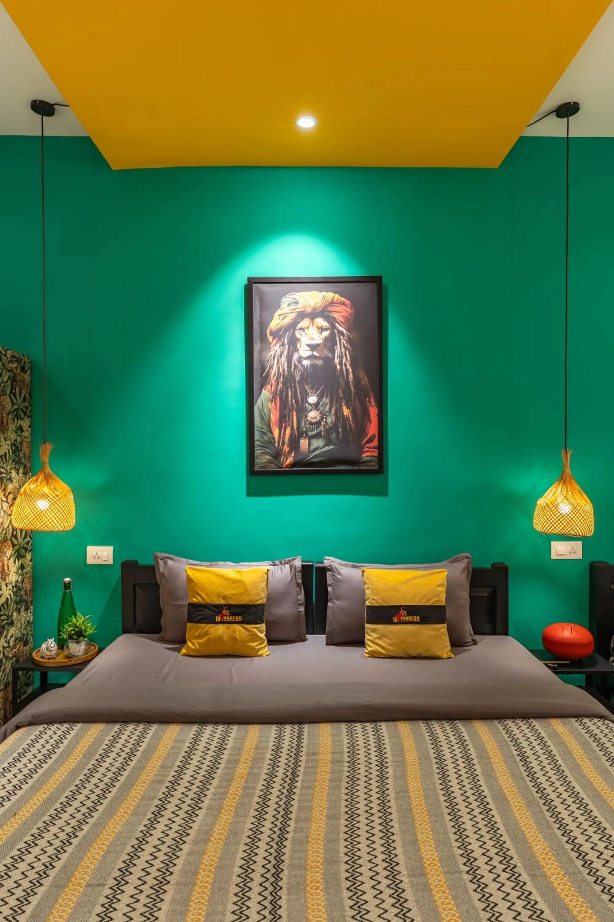 Bed in Whoopers Boutique Hotel Morjim