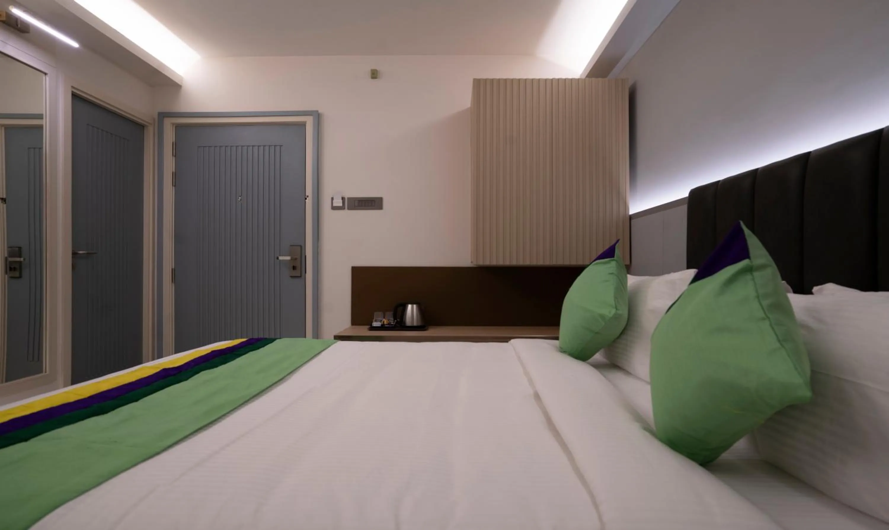 Bed in Treebo Premium D Consulate