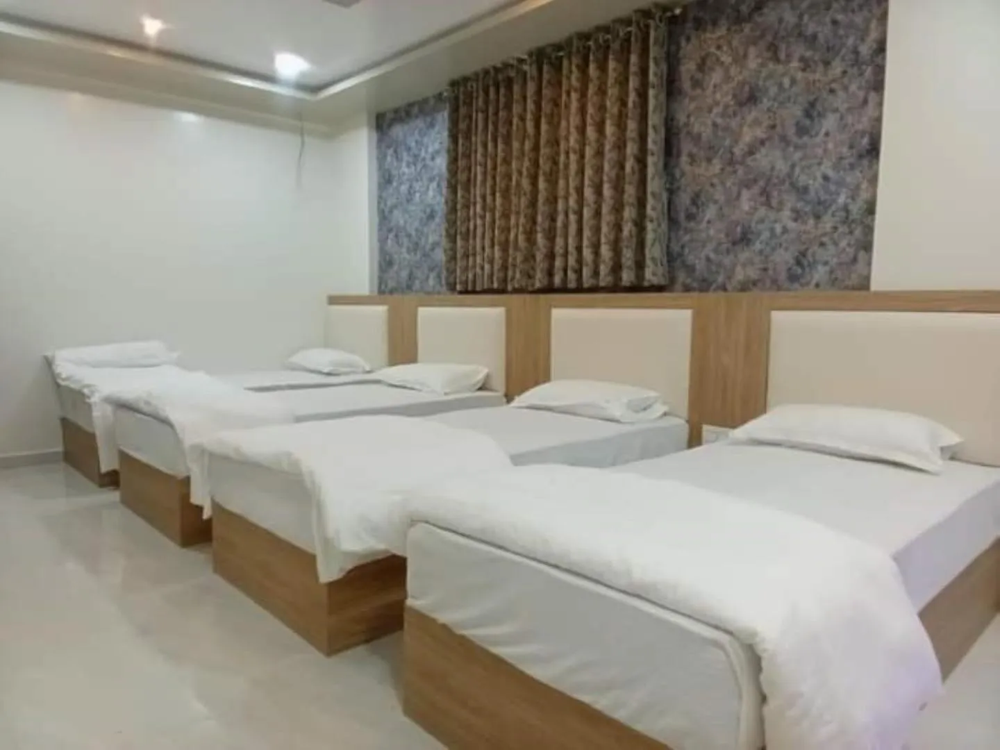 Bed in Annapurna executive 