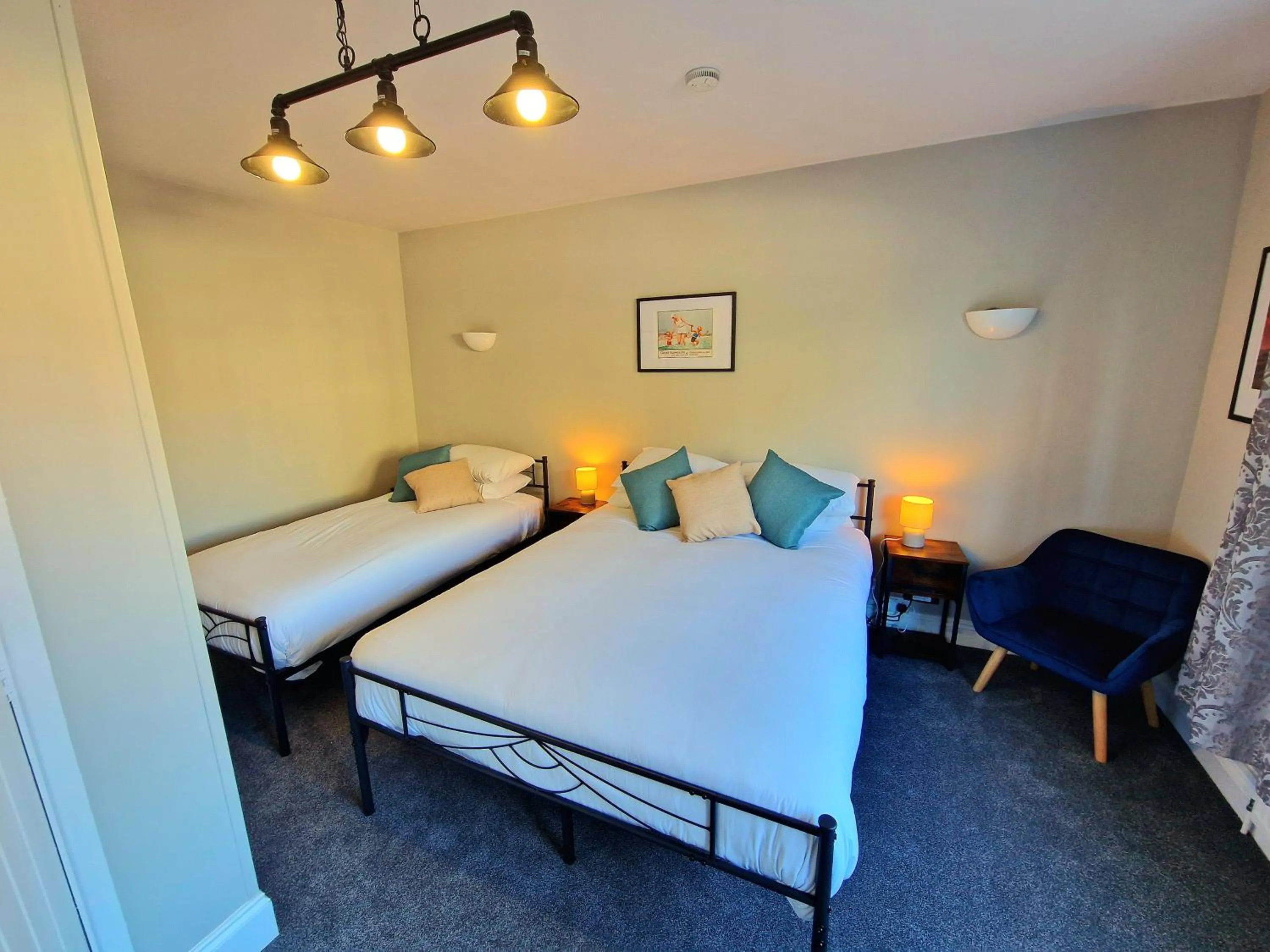 Bedroom, Bed in The Kensington