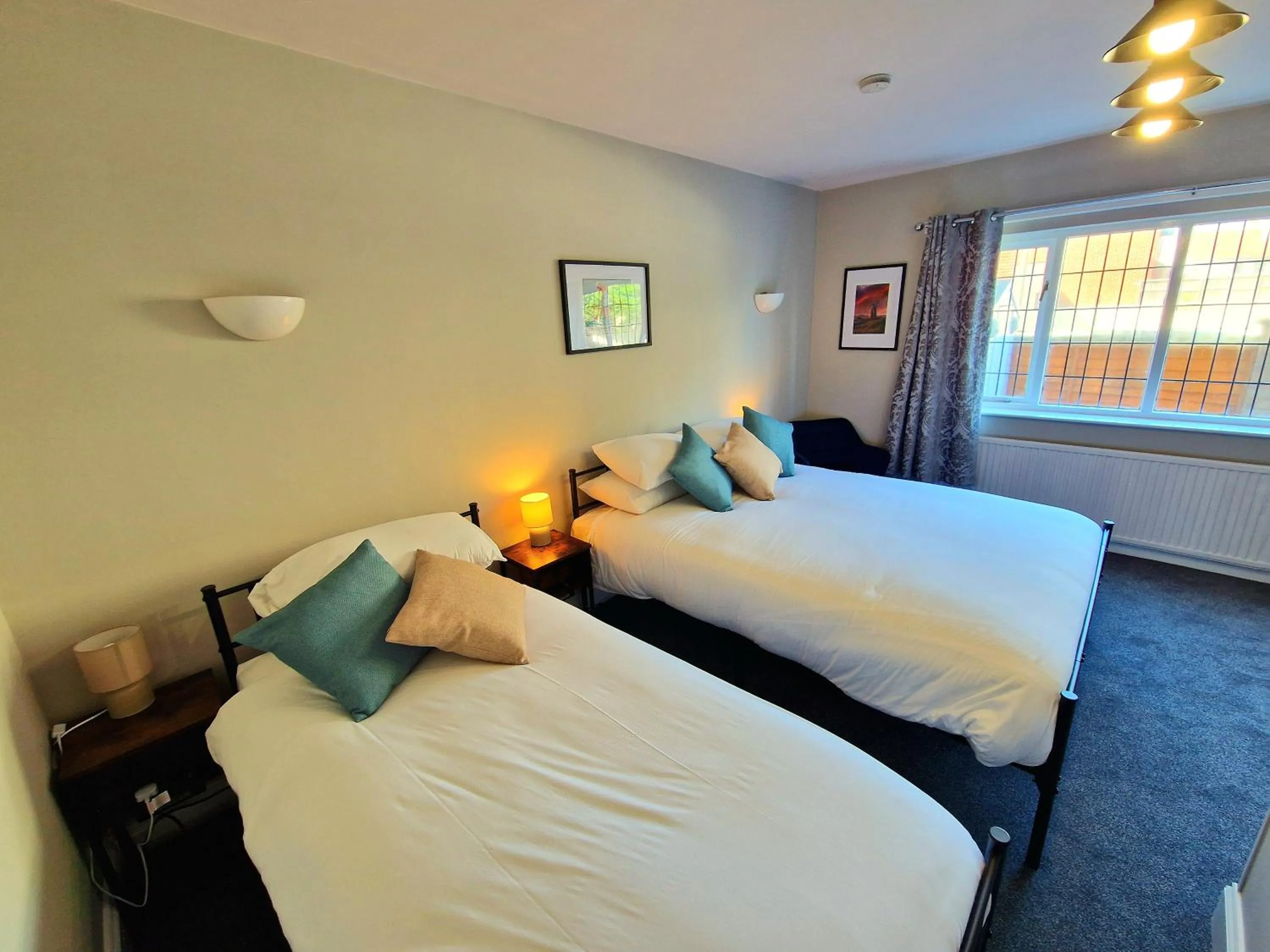 Bedroom, Bed in The Kensington