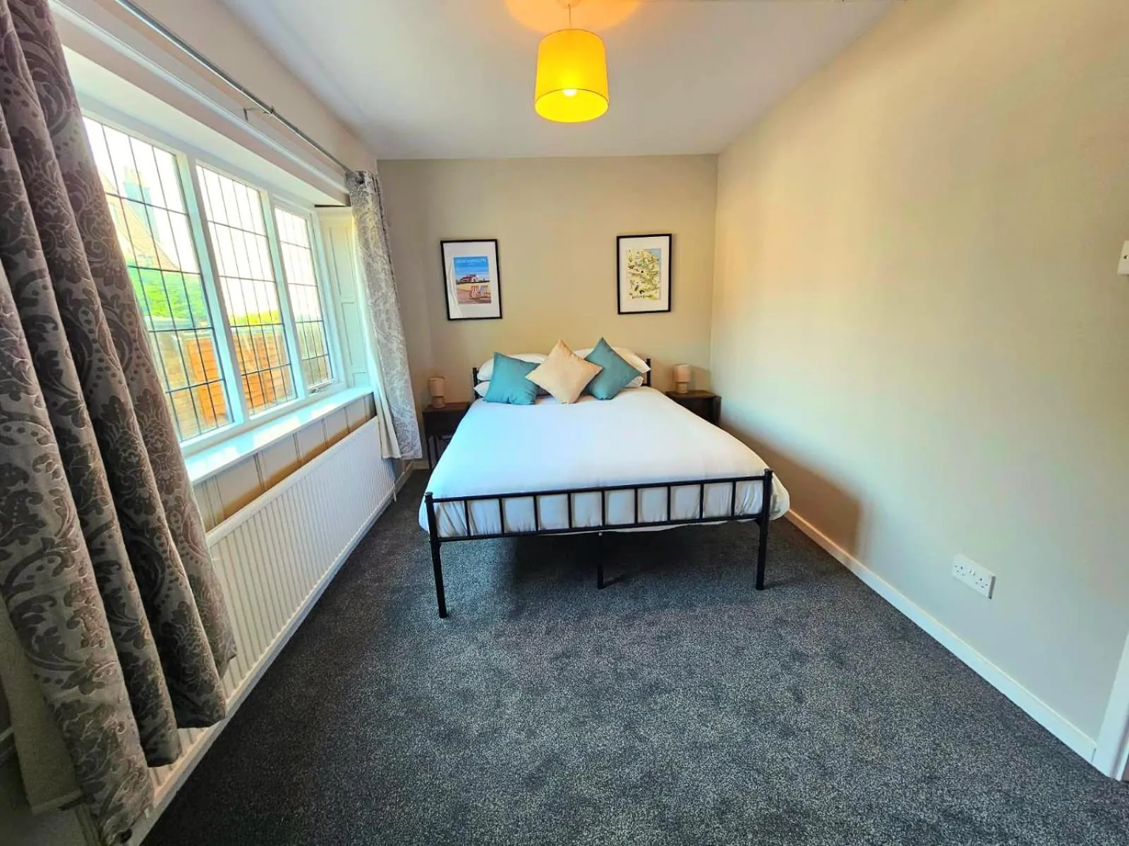 Bedroom, Bed in The Kensington