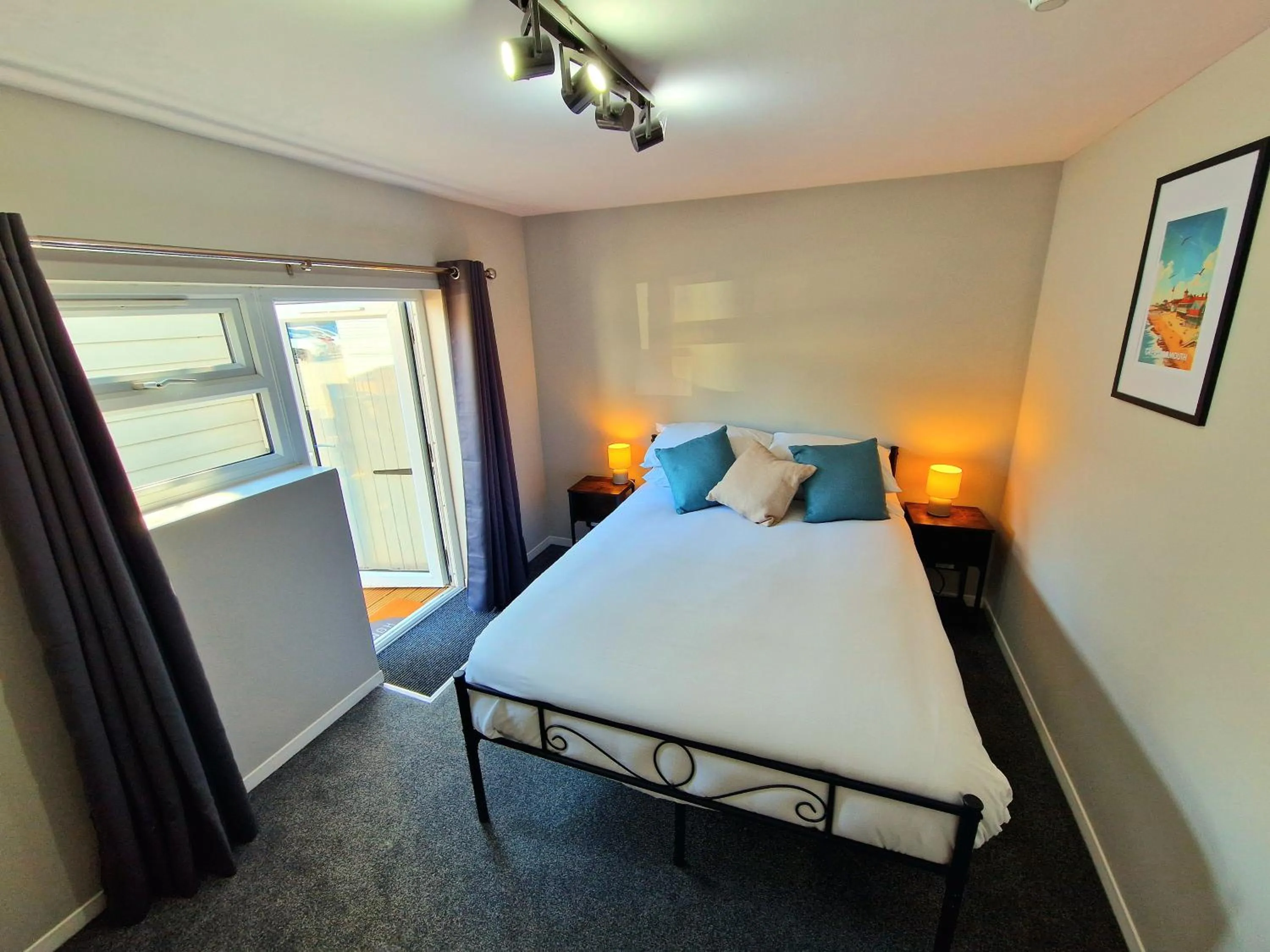 Balcony/Terrace, Bed in The Kensington