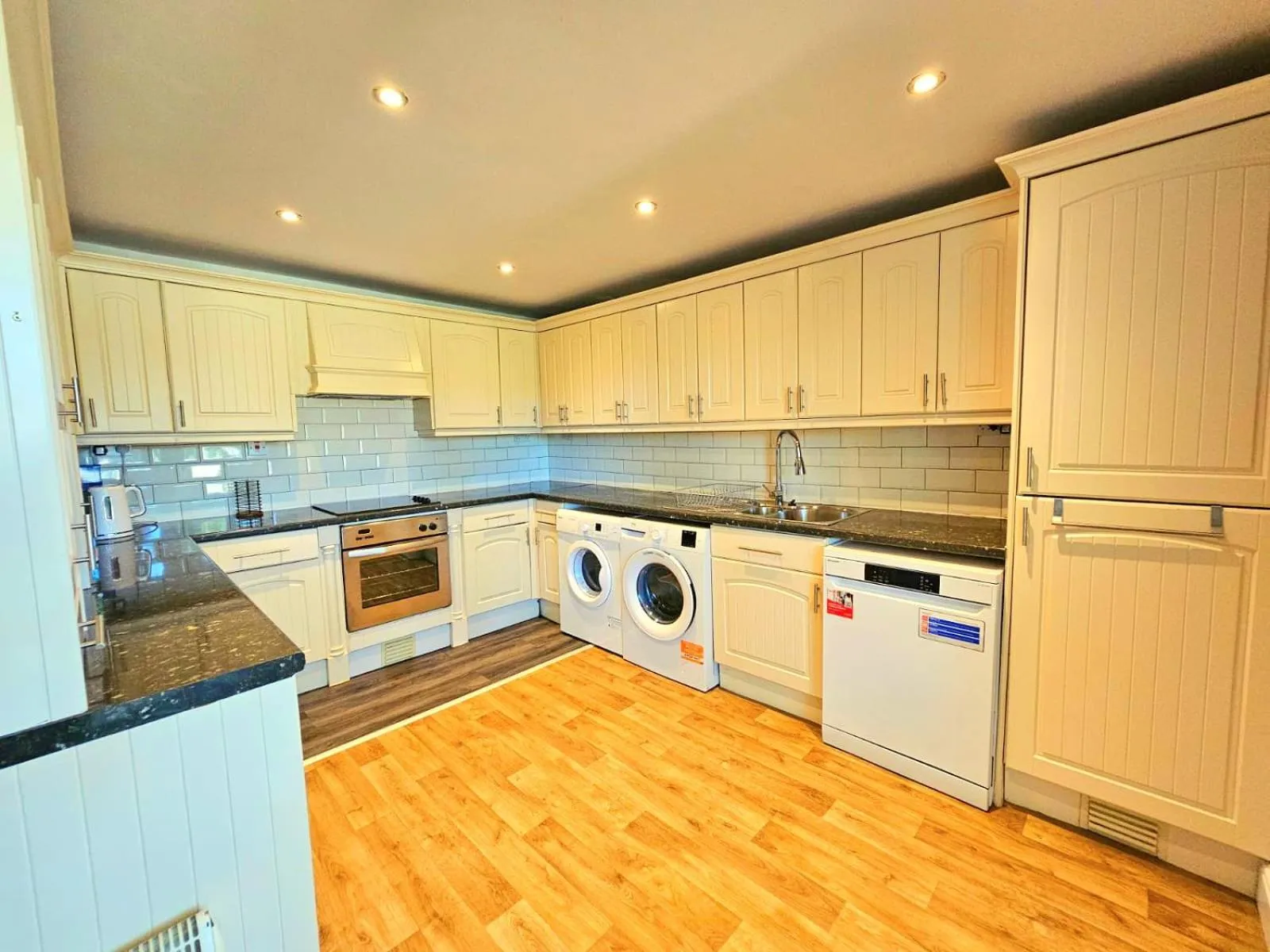 Kitchen or kitchenette in The Kensington