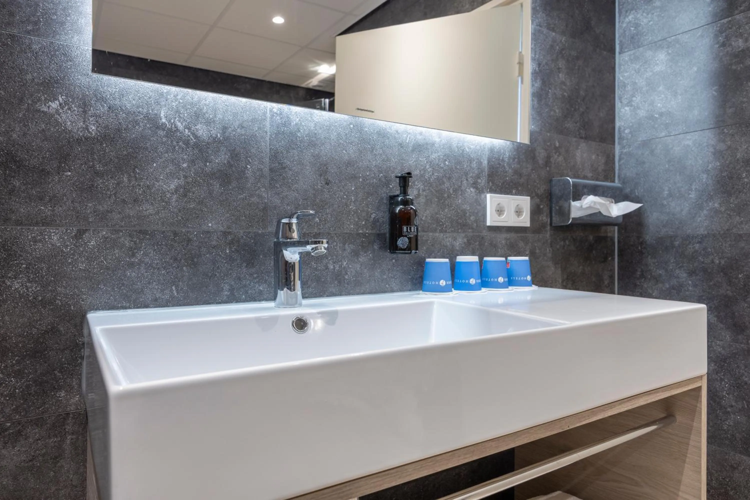 Bathroom in Fletcher Hotel Restaurant Bon Repos