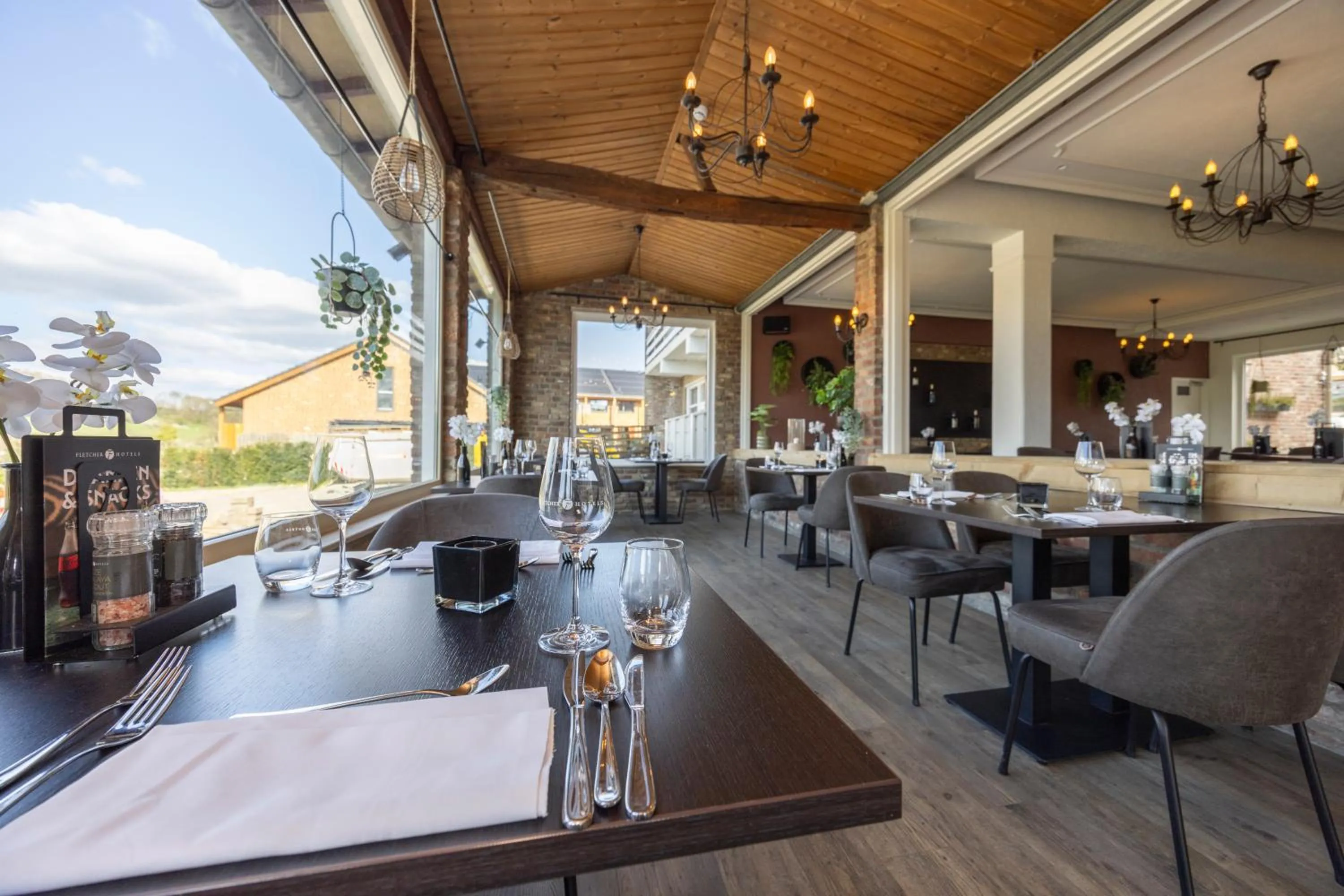 Restaurant/places to eat in Fletcher Hotel Restaurant Bon Repos