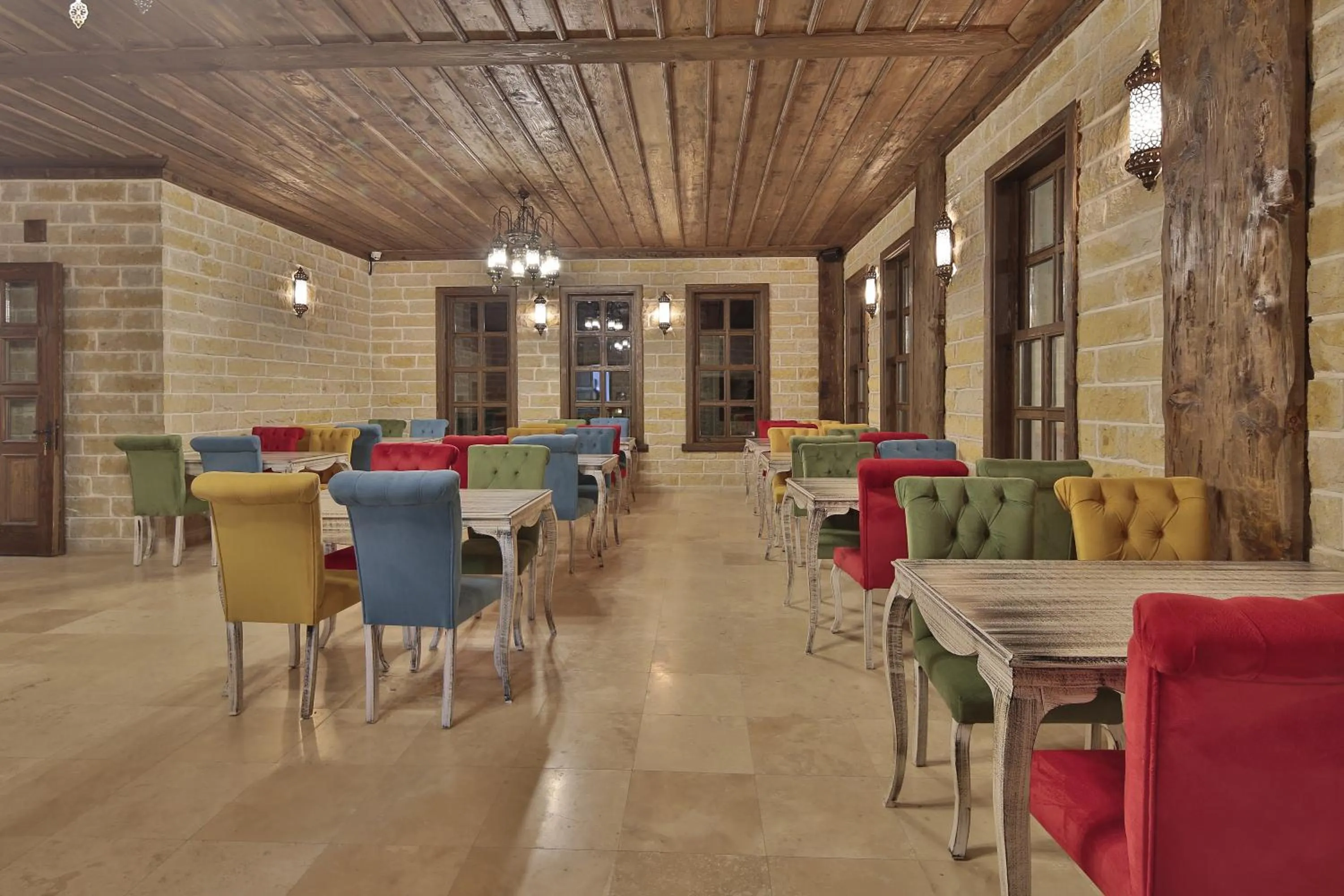 Restaurant/places to eat in ELEVRES STONE HOUSE HOTEL