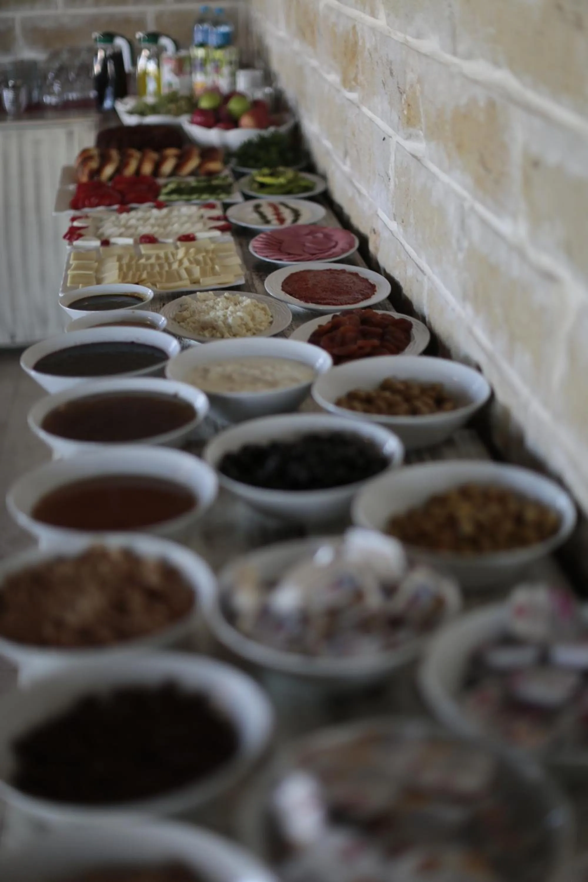 Restaurant/places to eat in ELEVRES STONE HOUSE HOTEL