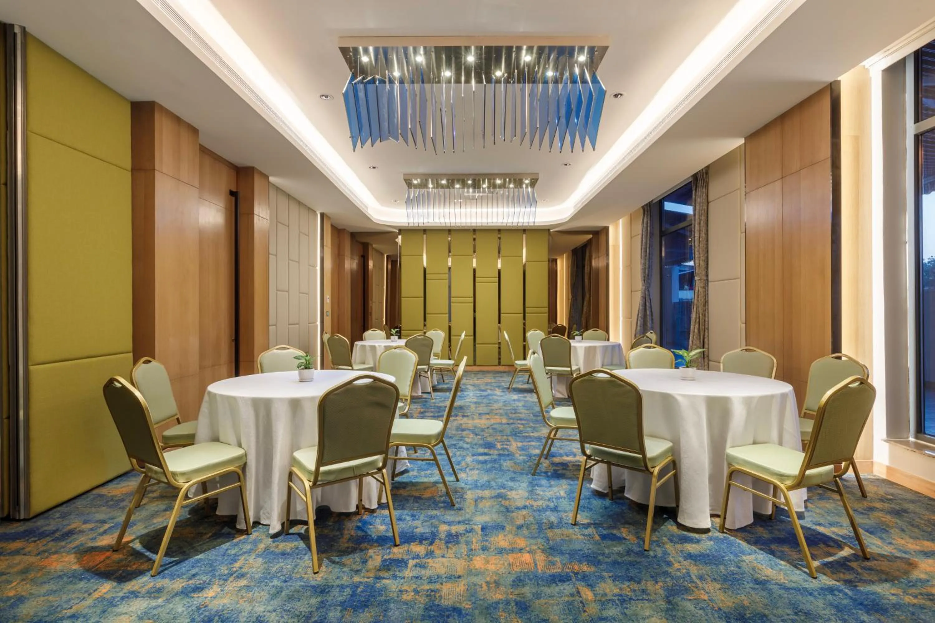 Meeting/conference room in Holiday Inn Express Kathmandu Naxal by IHG