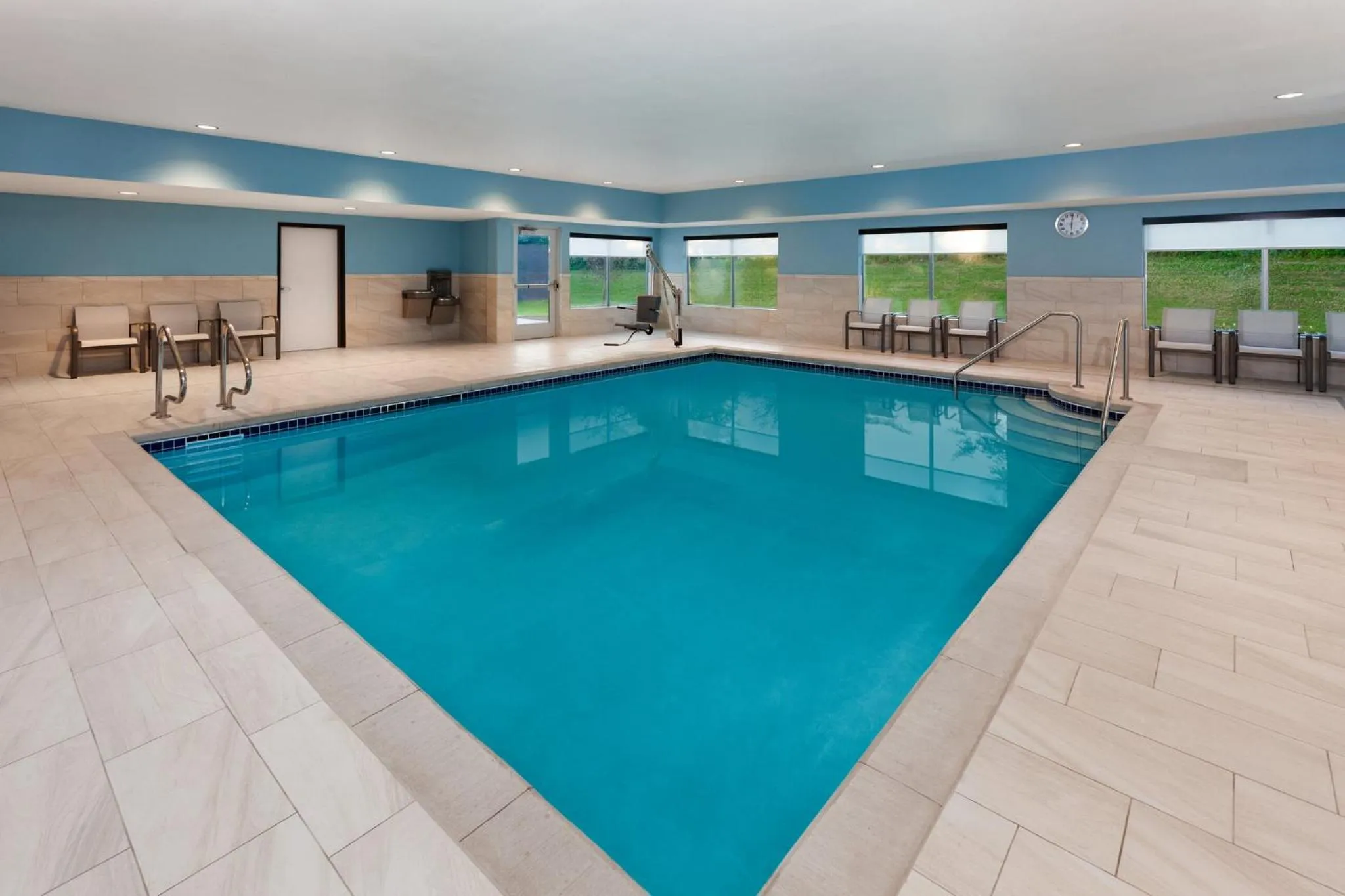Swimming pool in Holiday Inn Express & Suites Reedsburg - Dells Area by IHG