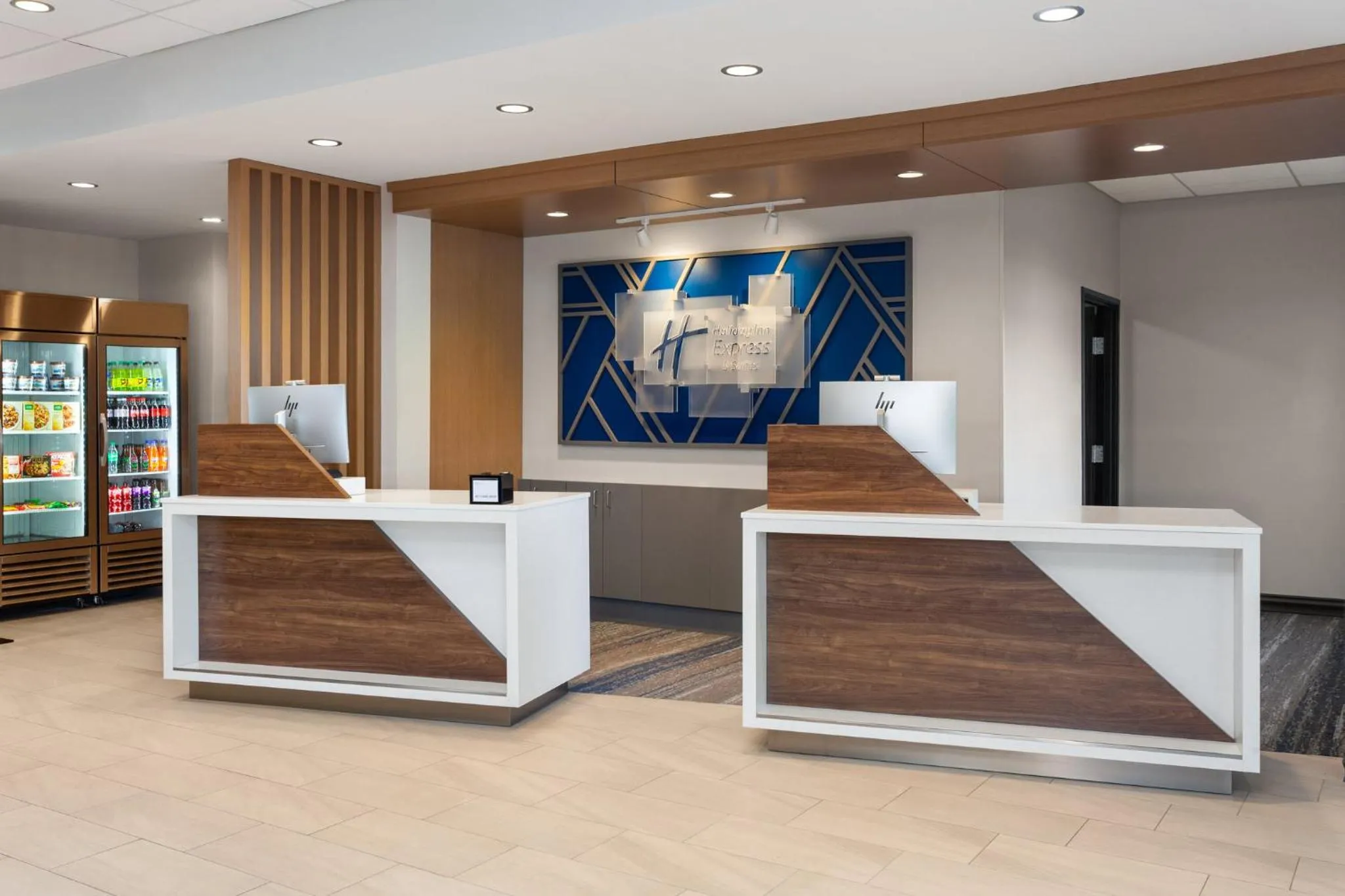 Property building in Holiday Inn Express & Suites Reedsburg - Dells Area by IHG