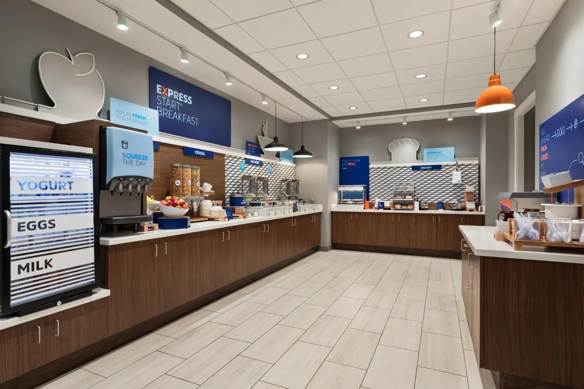 Breakfast in Holiday Inn Express & Suites Rhinelander by IHG