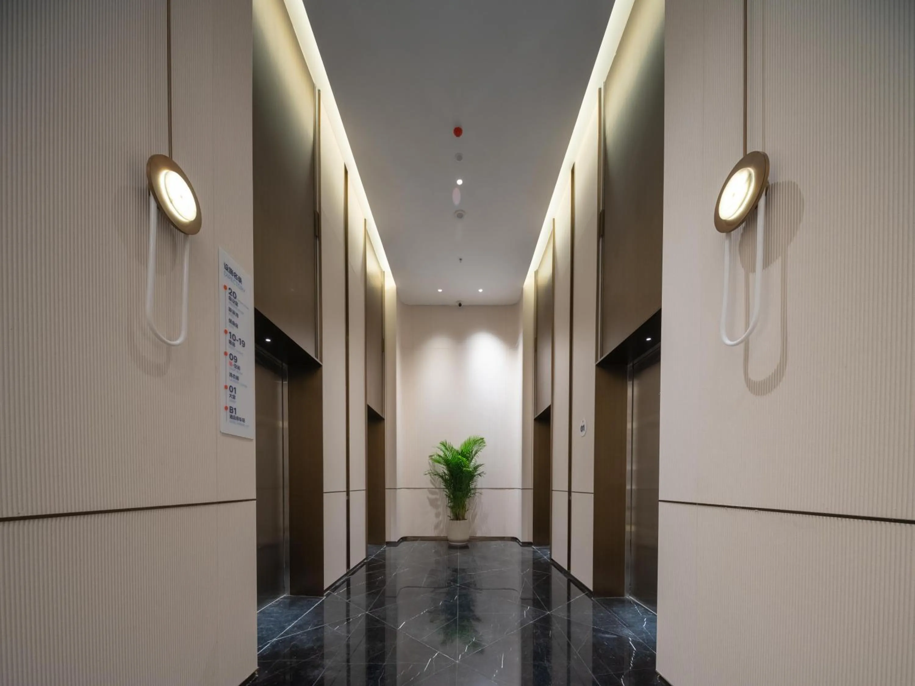 Lobby or reception in Holiday Inn Express Shenzhen Futian Center by IHG