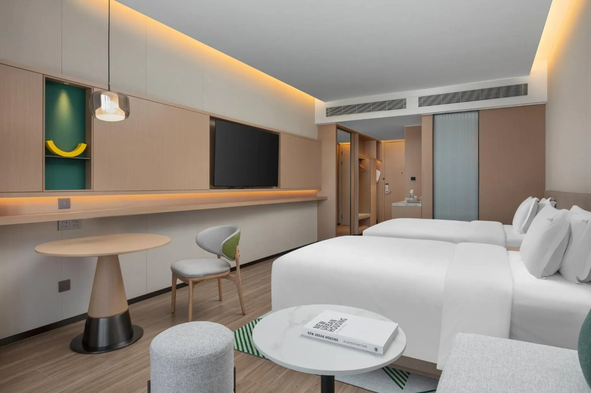 Photo of the whole room, Bed in Holiday Inn Quanzhou Donghai by IHG