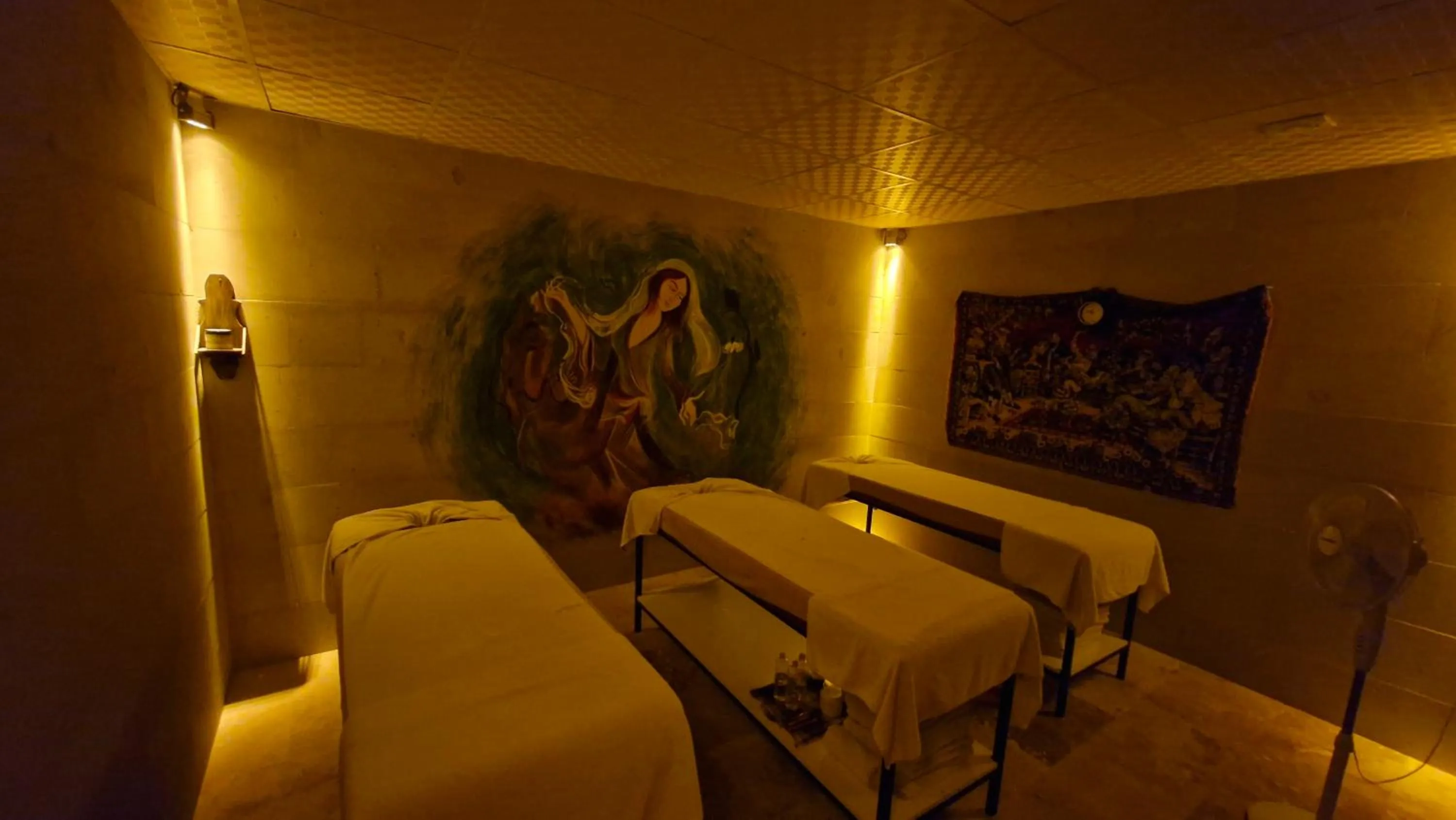 Massage in Tantan Cappadocia House