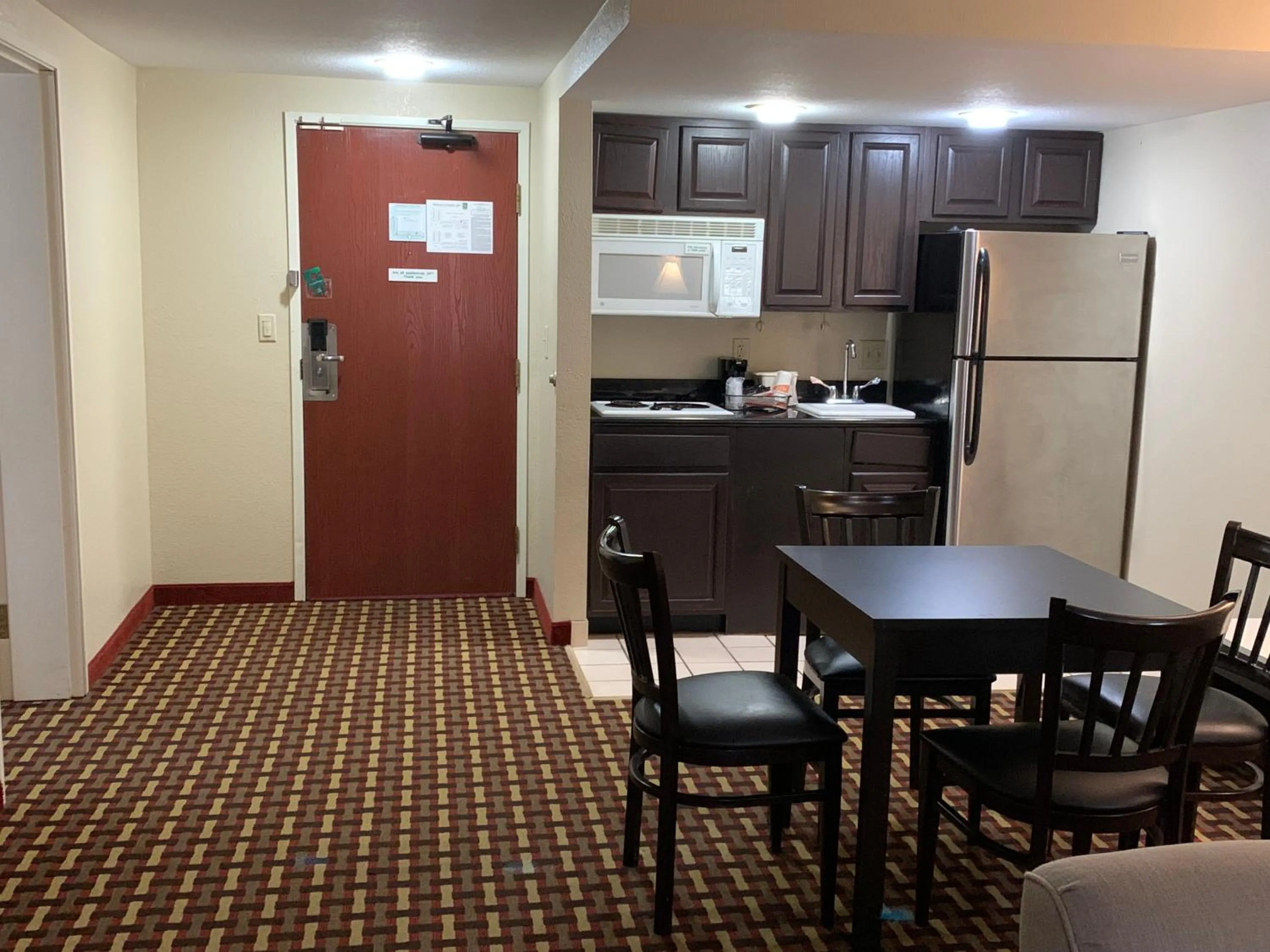 Quality Inn and Suites Middletown-Franklin