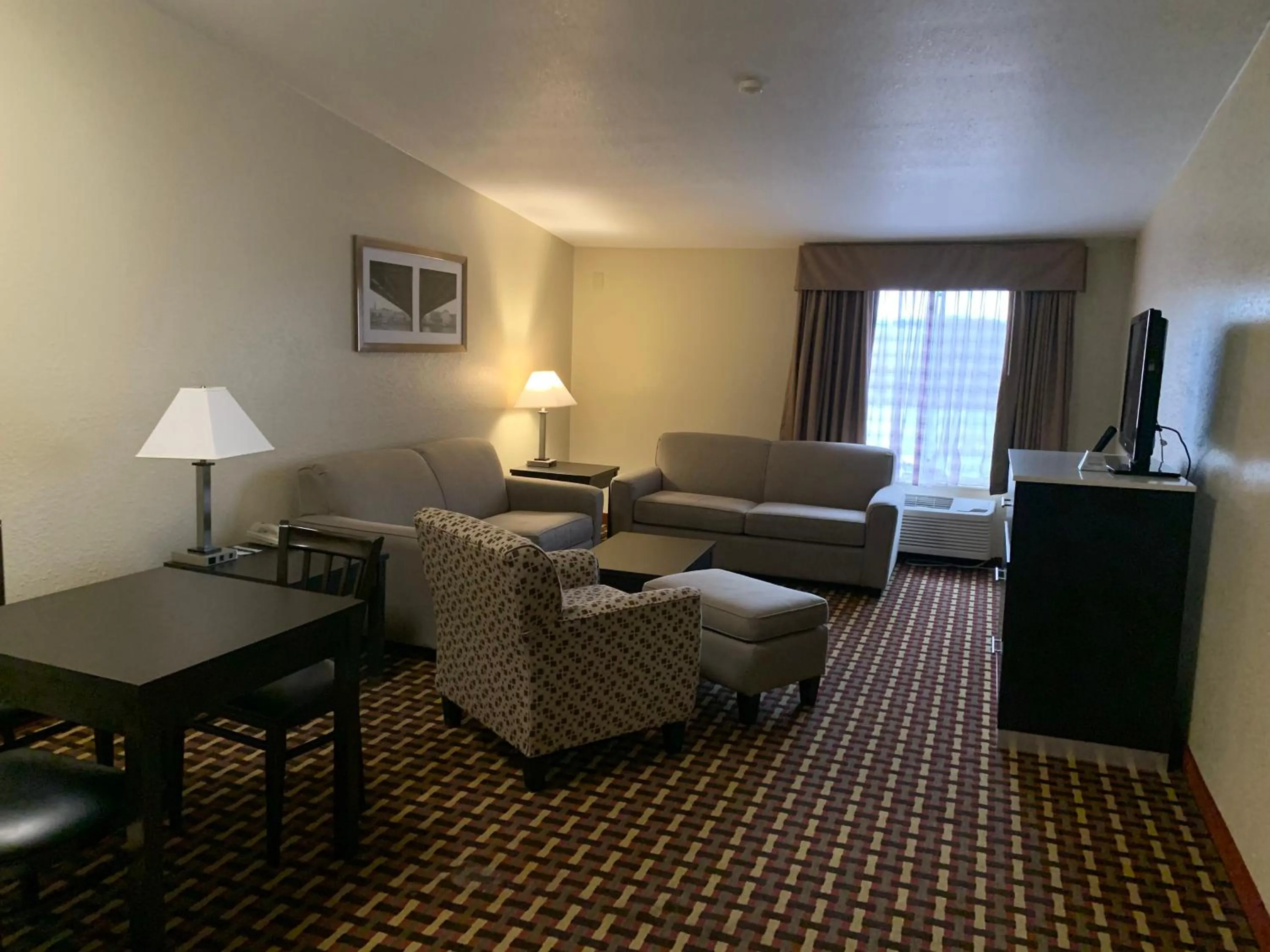Quality Inn and Suites Middletown-Franklin