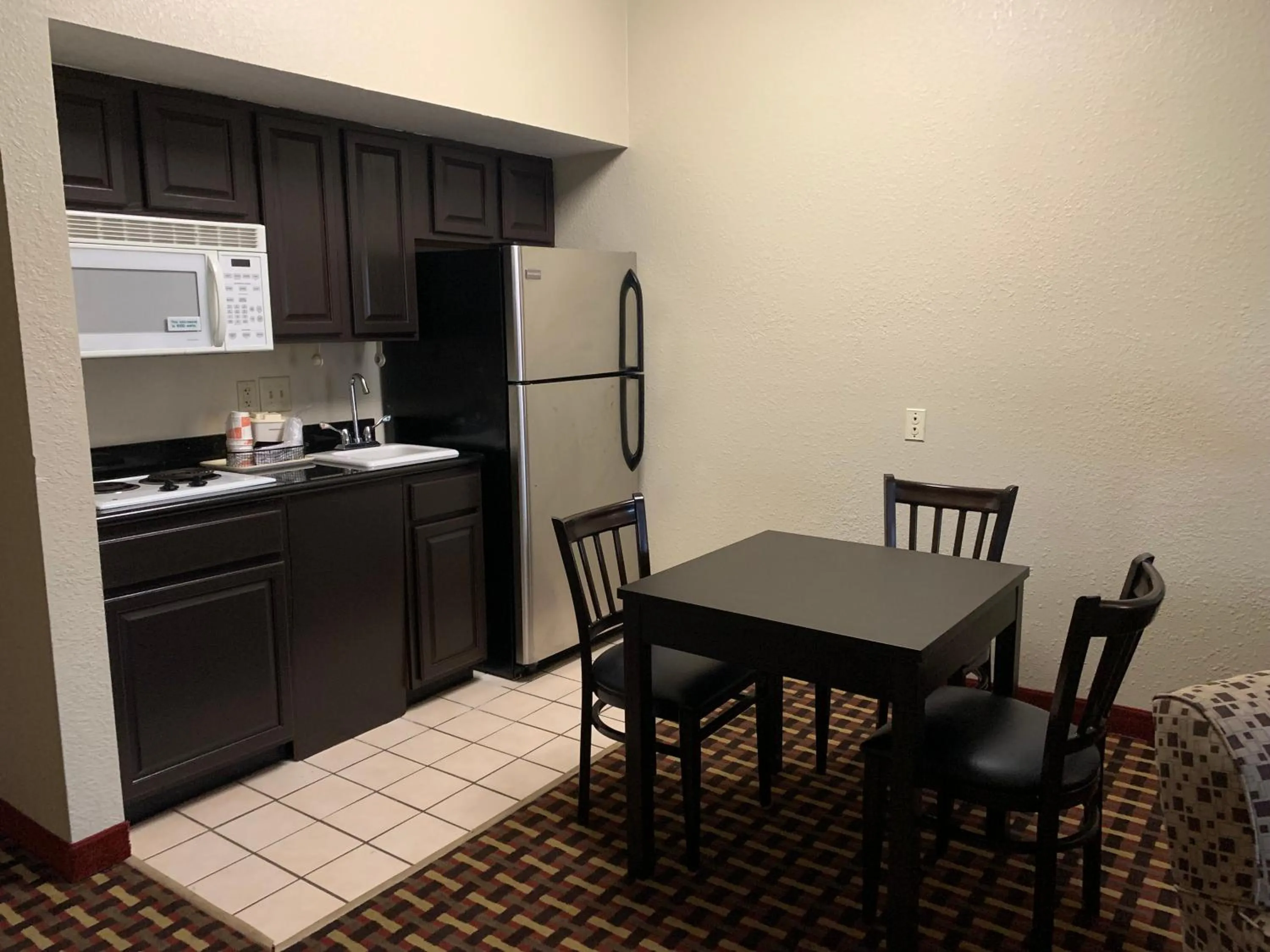 Quality Inn and Suites Middletown-Franklin