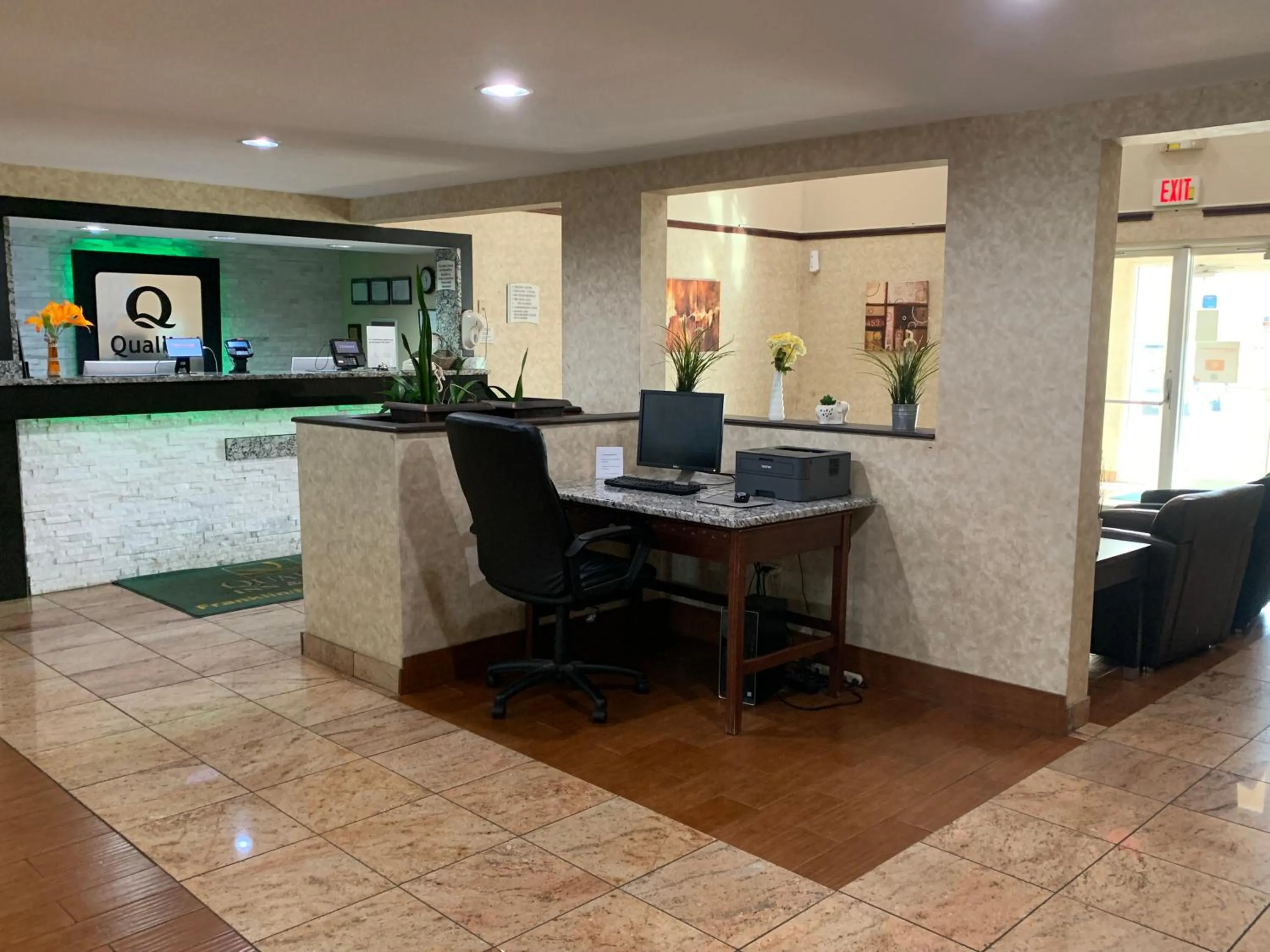 Quality Inn and Suites Middletown-Franklin