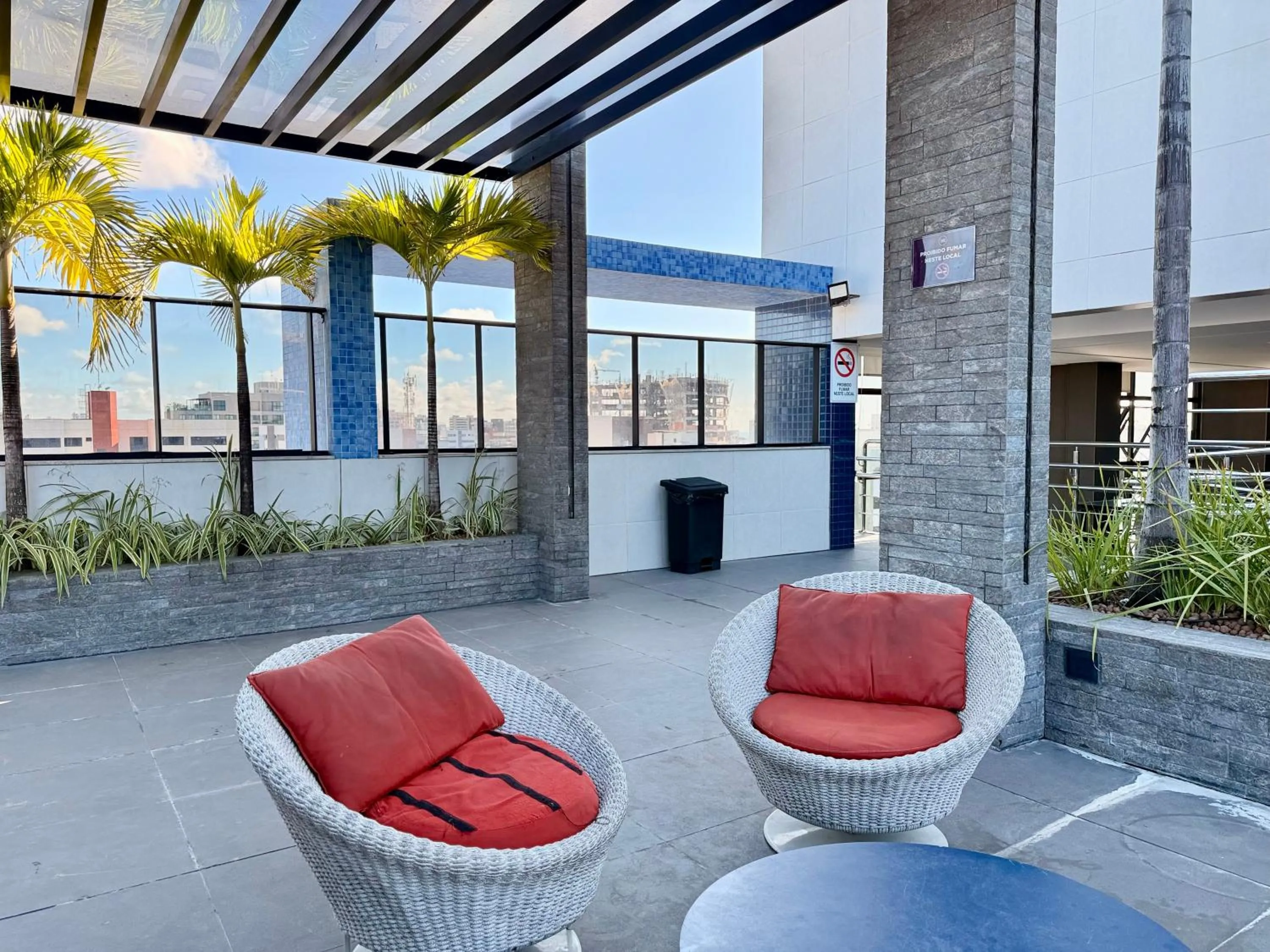 Seating area in Prédio com excelente custo benefício!