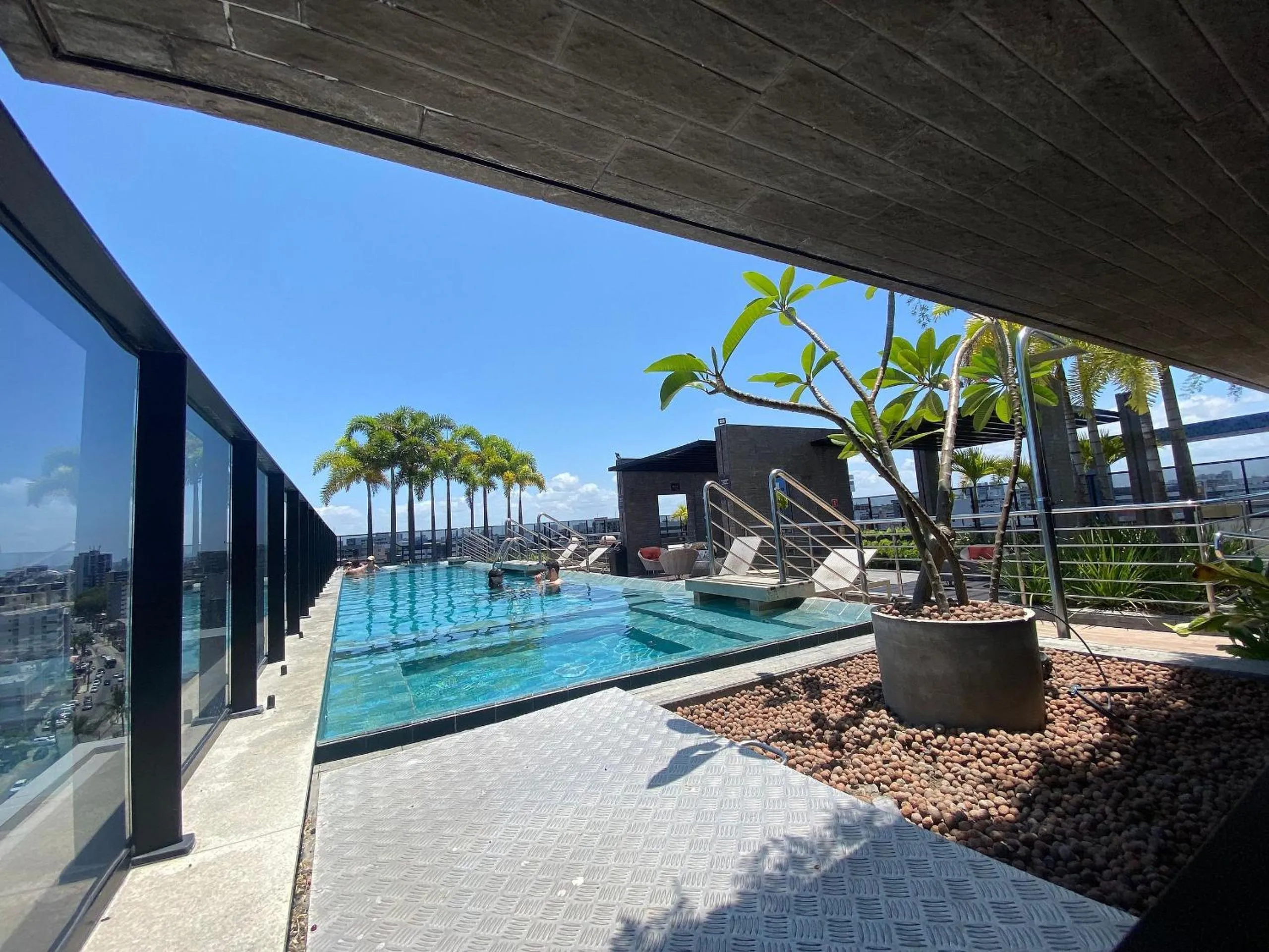 Prédio com excelente custo benefício!