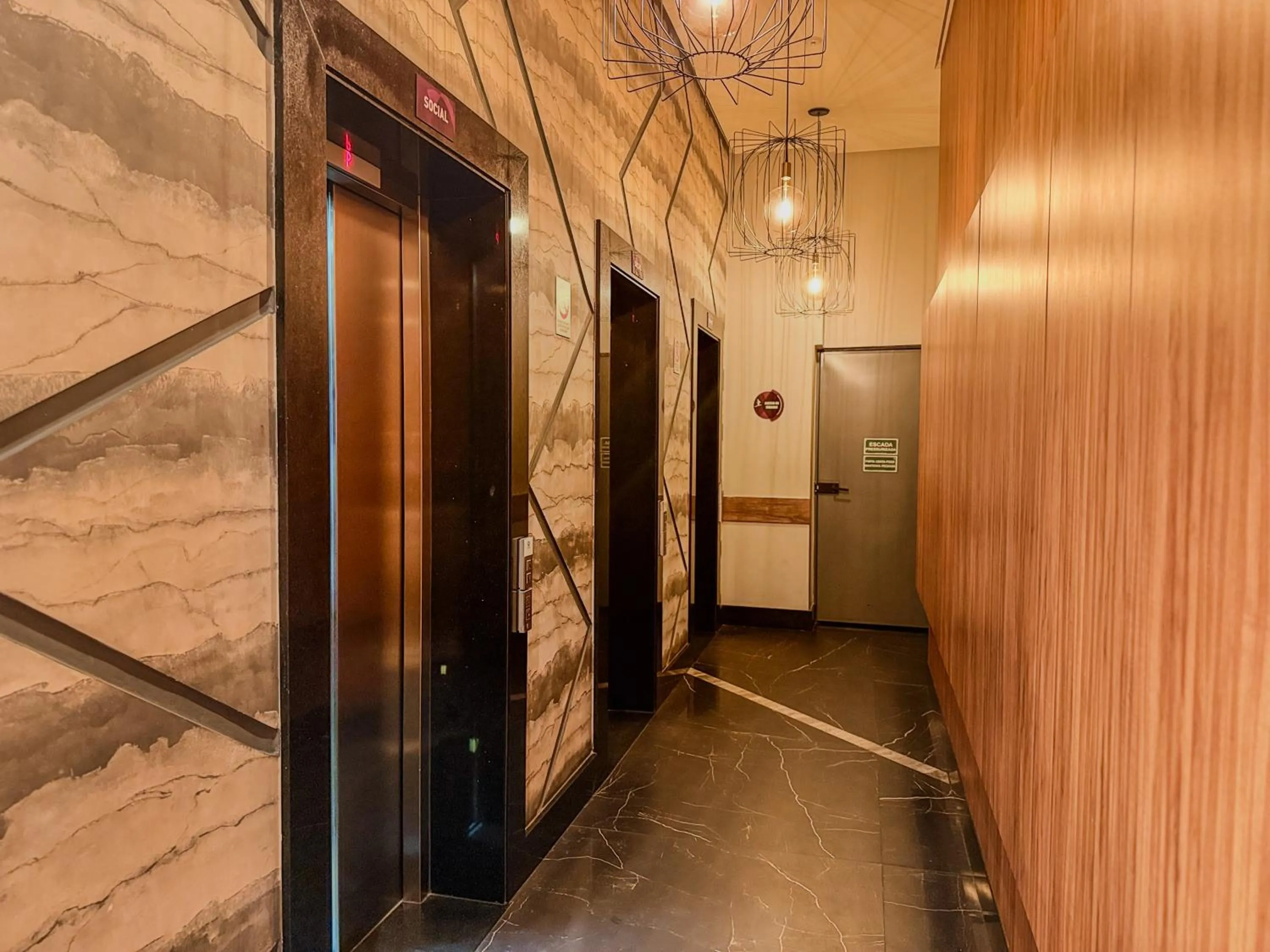 elevator in Prédio com excelente custo benefício!