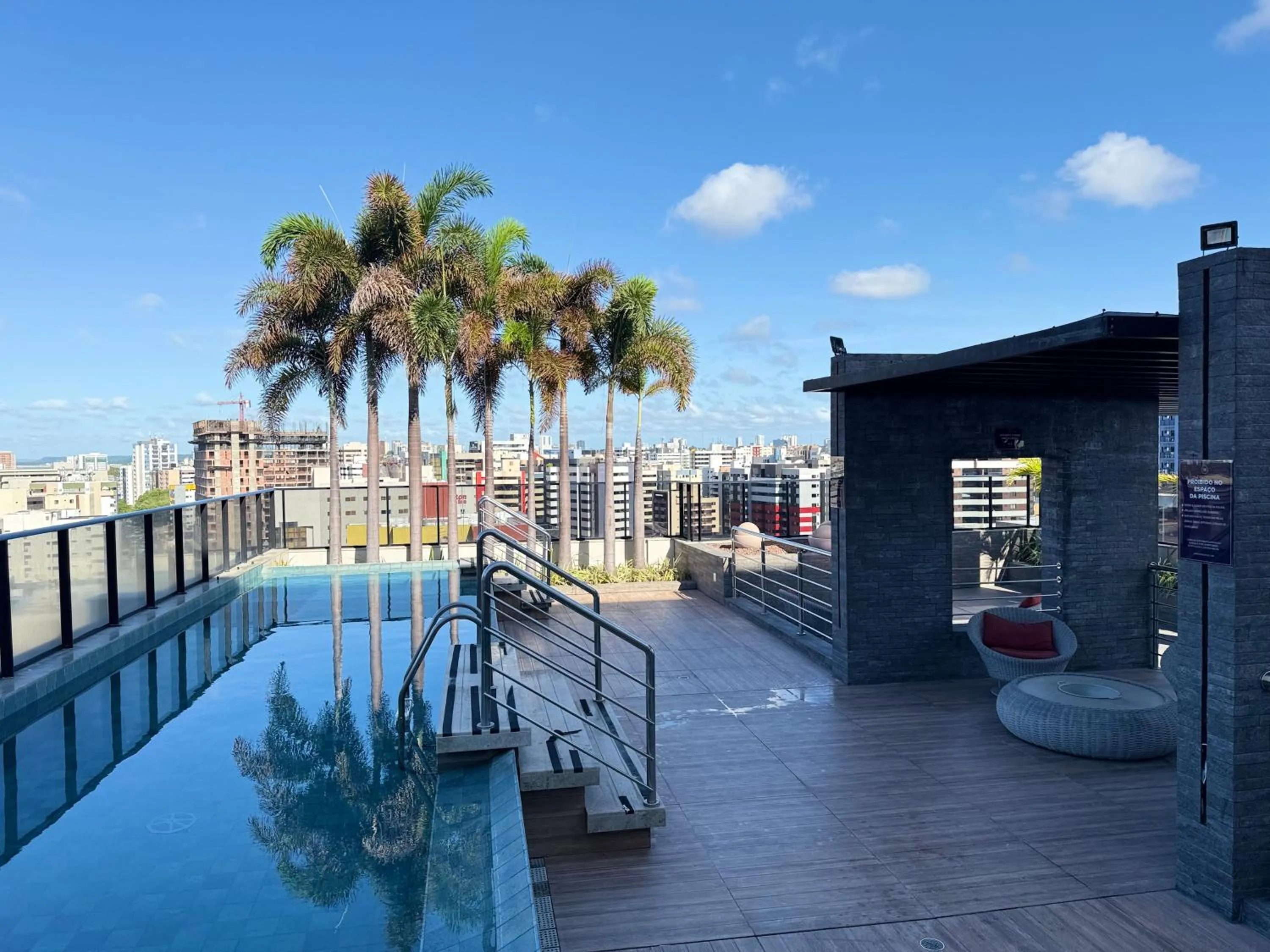 Swimming pool in Prédio com excelente custo benefício!